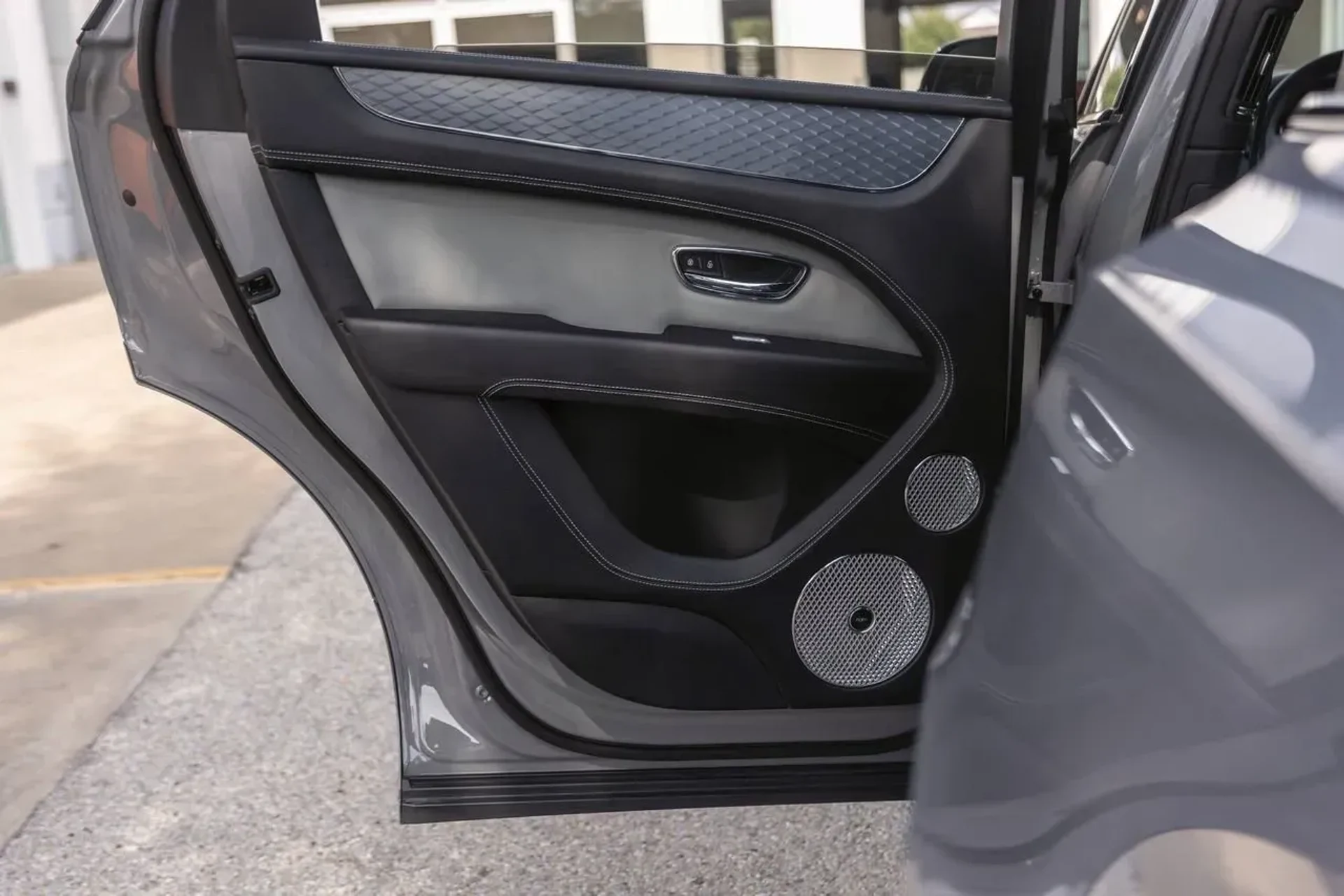 mph053_3508340439_236922c487414c43b919dc37bb76b6c7_09db2c6892