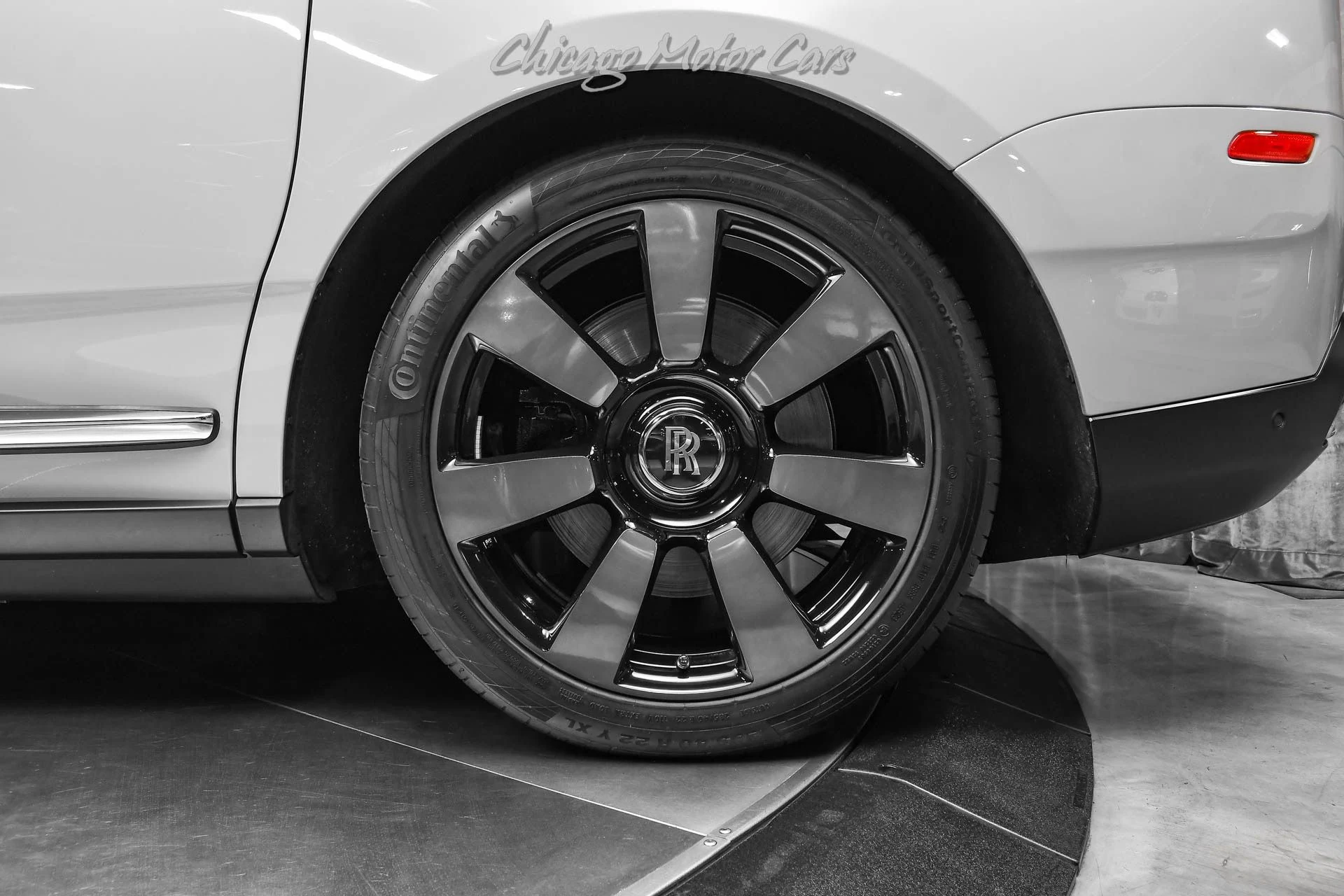 mph053_3543961531_13155_p54_l_19b074e123