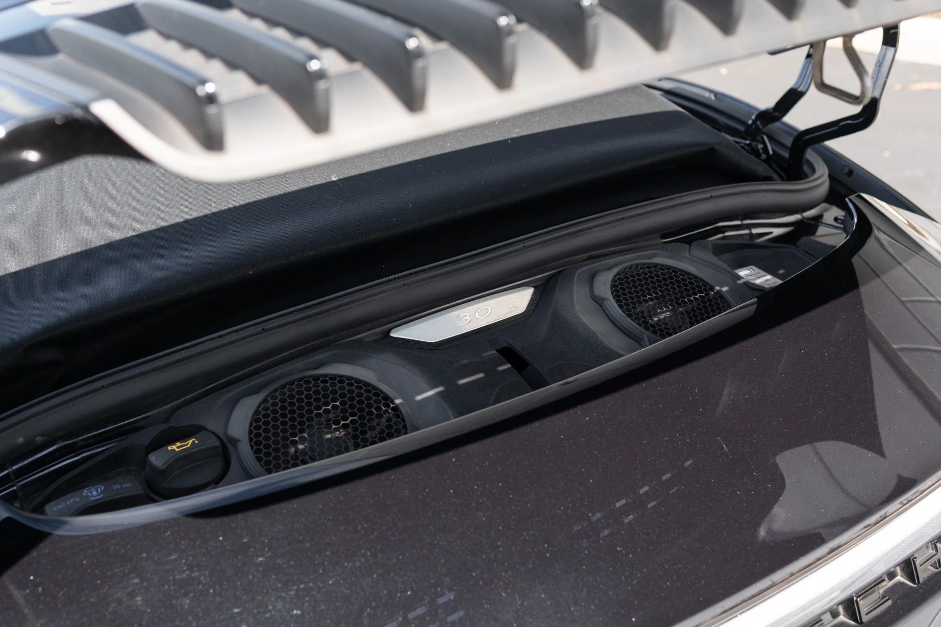 mph053_3597931119_Used_2021_Porsche_911_Carrera_1772596654_6837b82330