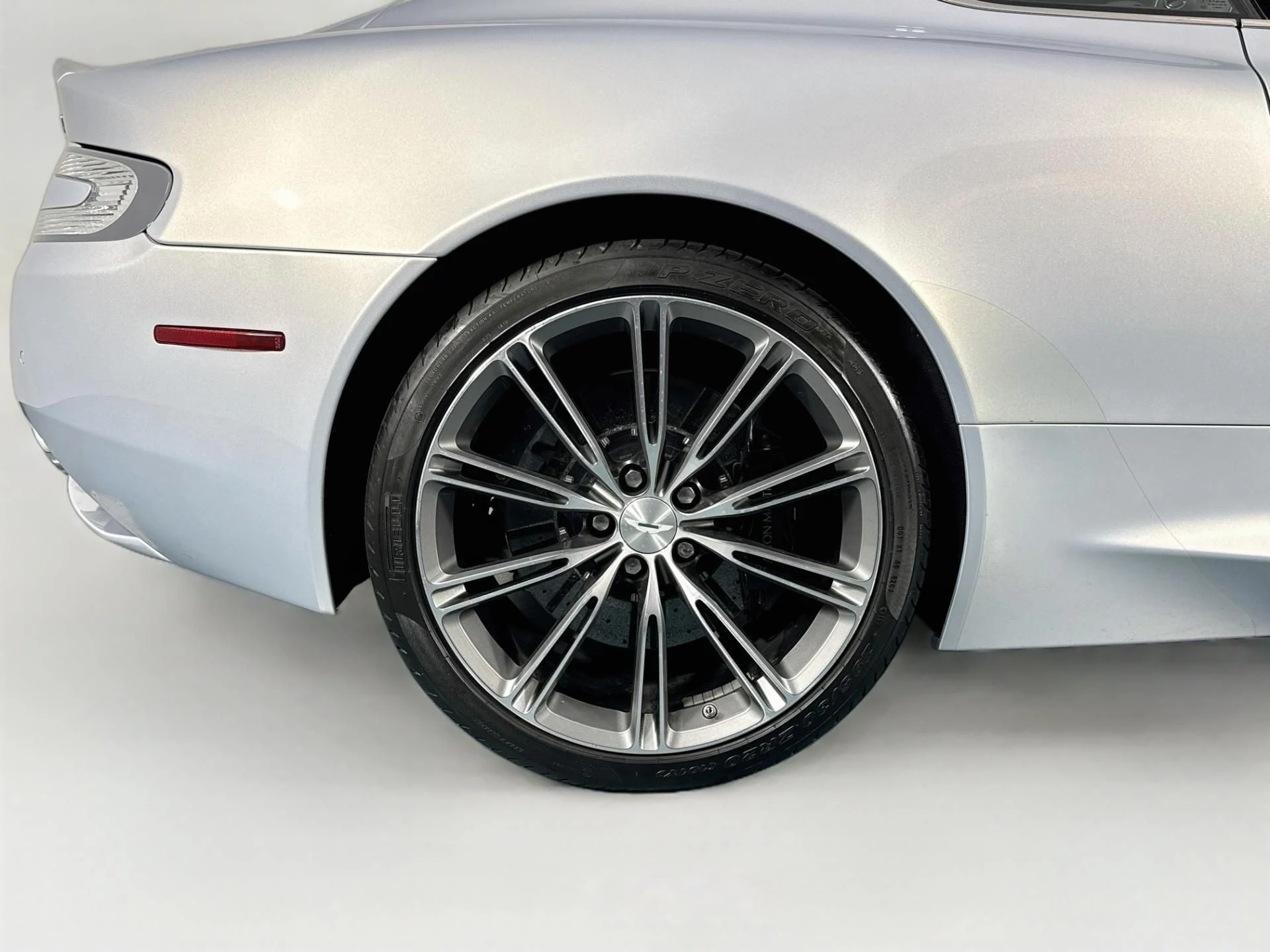 mph053_361809804_Used_2014_Aston_Martin_DB_9_1791837319_e8906100cd