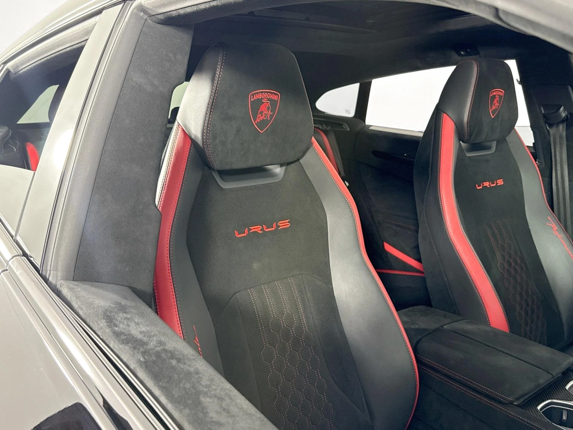 mph053_3618934177_Used_2023_Lamborghini_Urus_Performante_1783708254_adadbce494