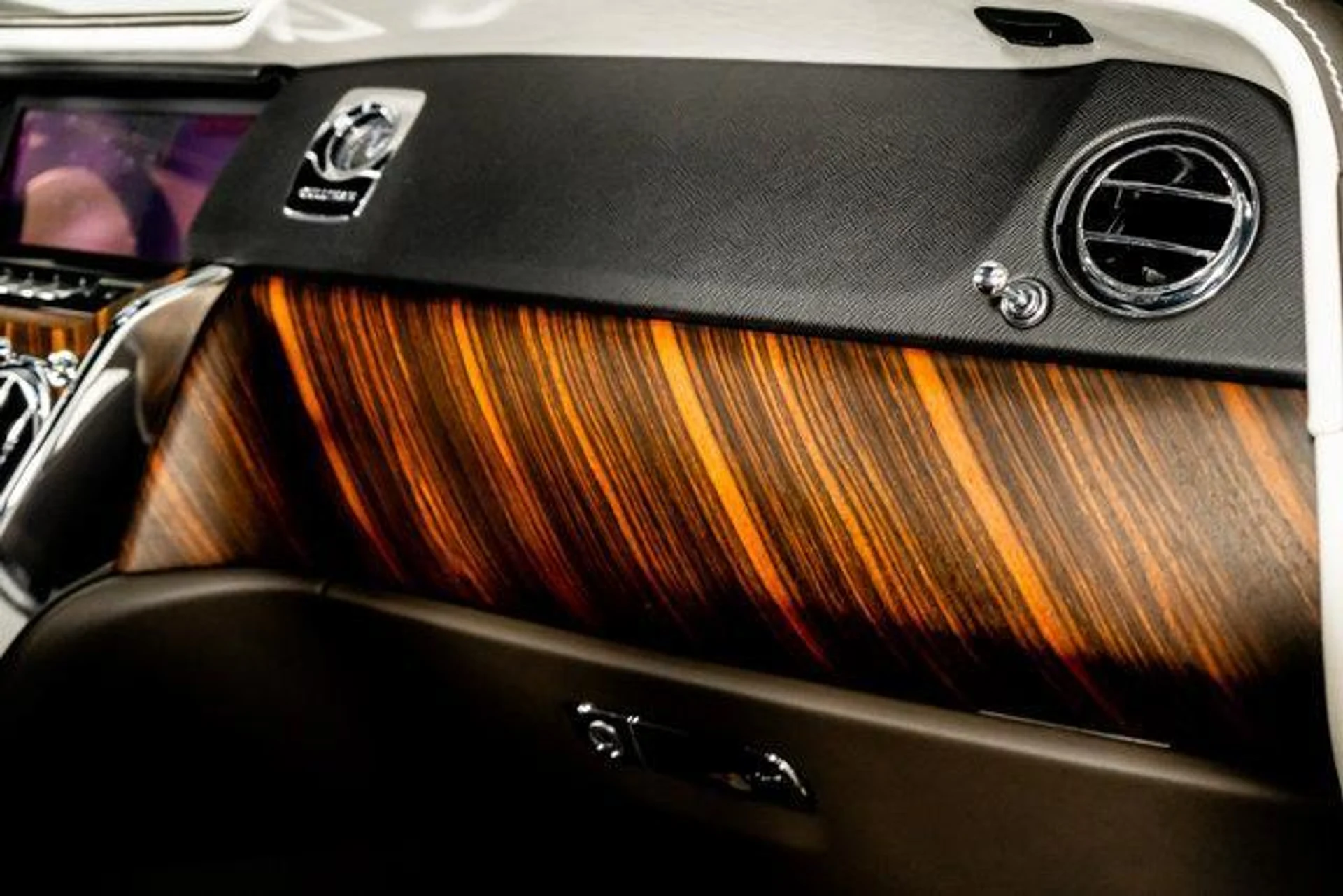 mph053_3636880706_2t_Sd_HG_9f06u_B_Gy_Dt_Sx_V_Iue7_6_JY_4bb9f3d79a