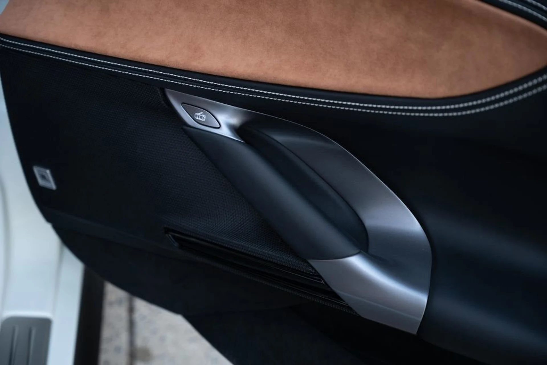 mph053_3654683_3946c352962044f69437dde08130c167_7dc882fb3d