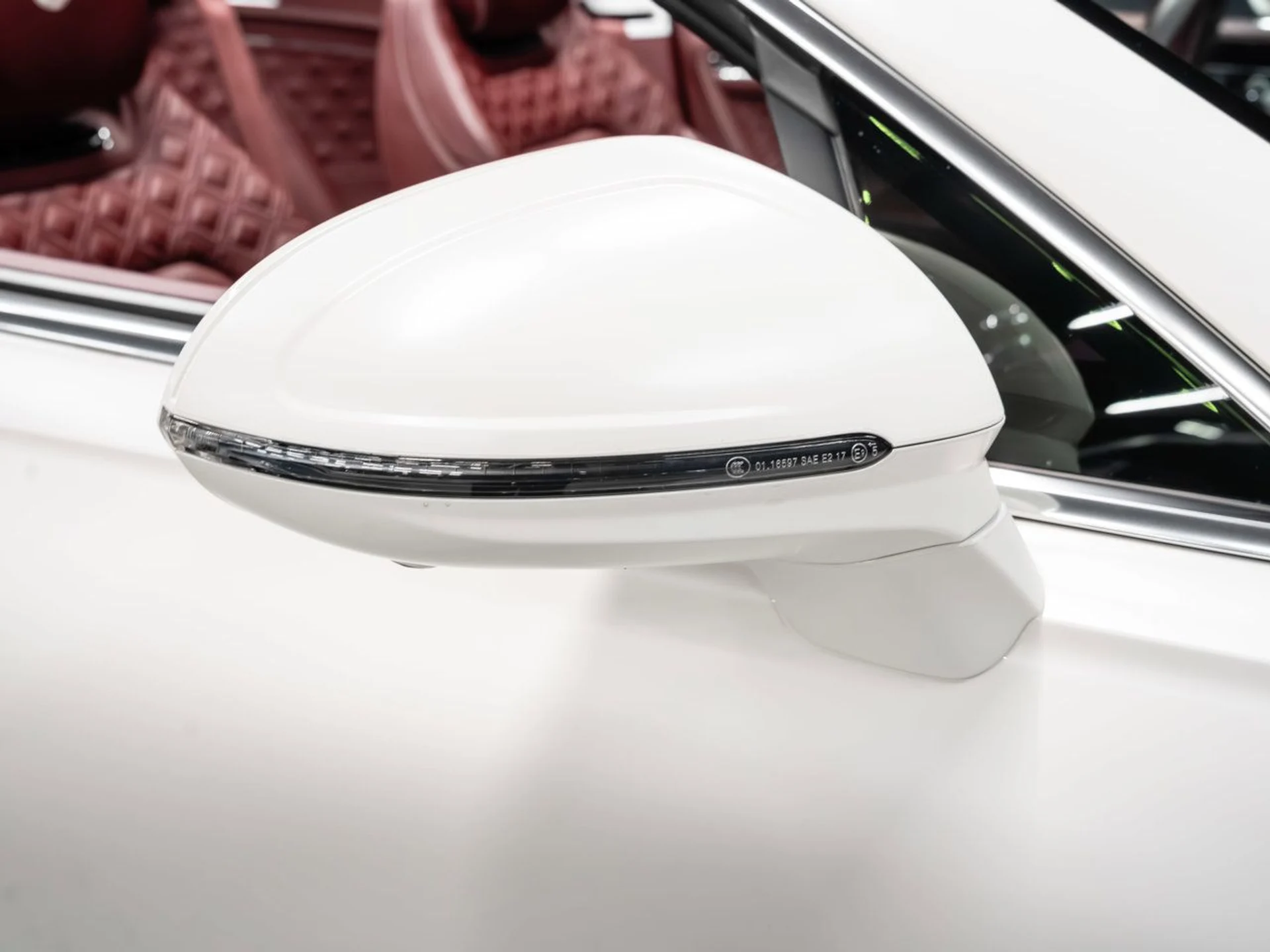 mph053_3660524971_bentley_continental_2020_5c69fed706