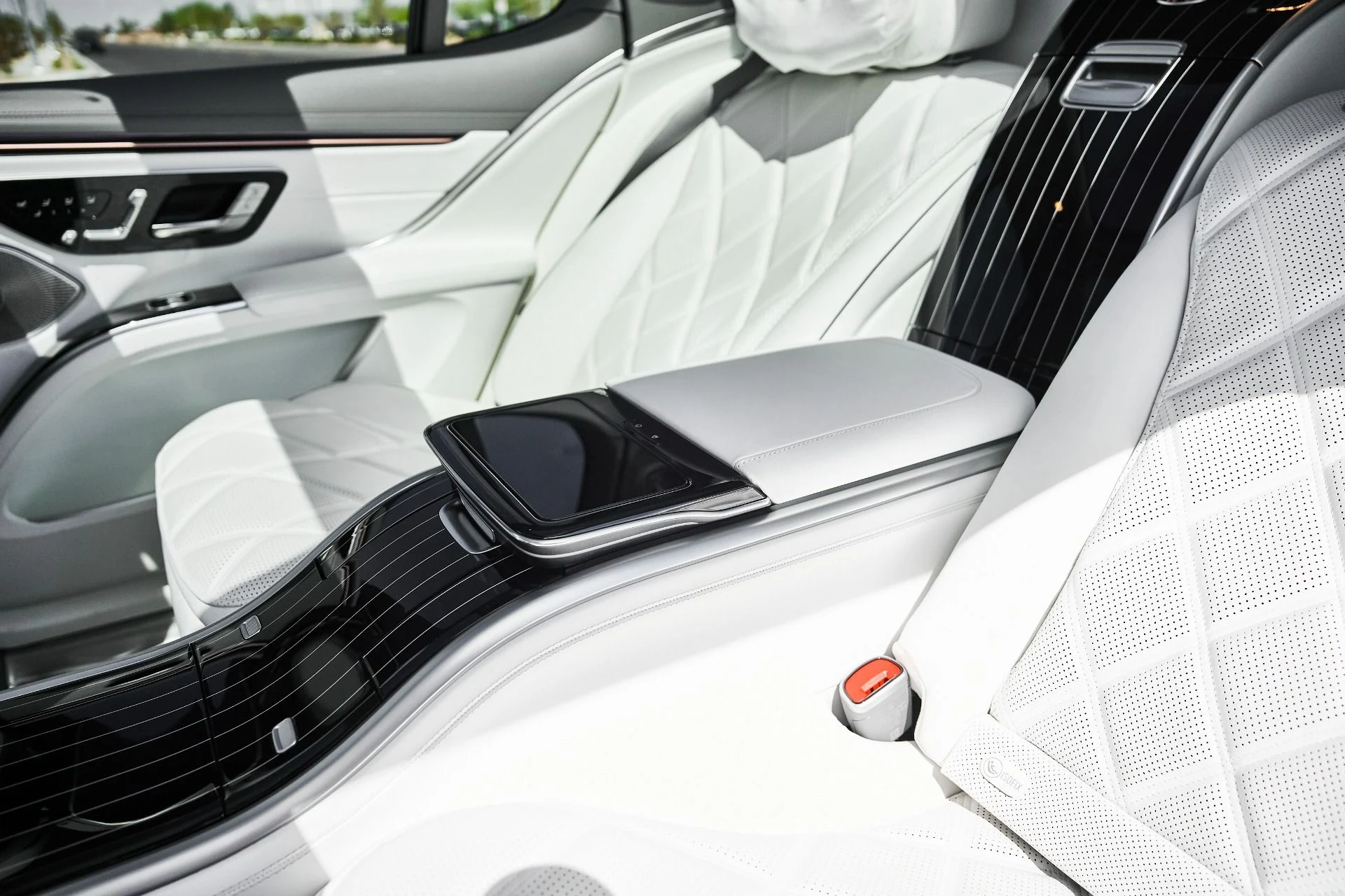 mph053_3685864003_Used_2024_Mercedes_Benz_EQS_Maybach_EQS_680_1774575229_7cddf6a3c9