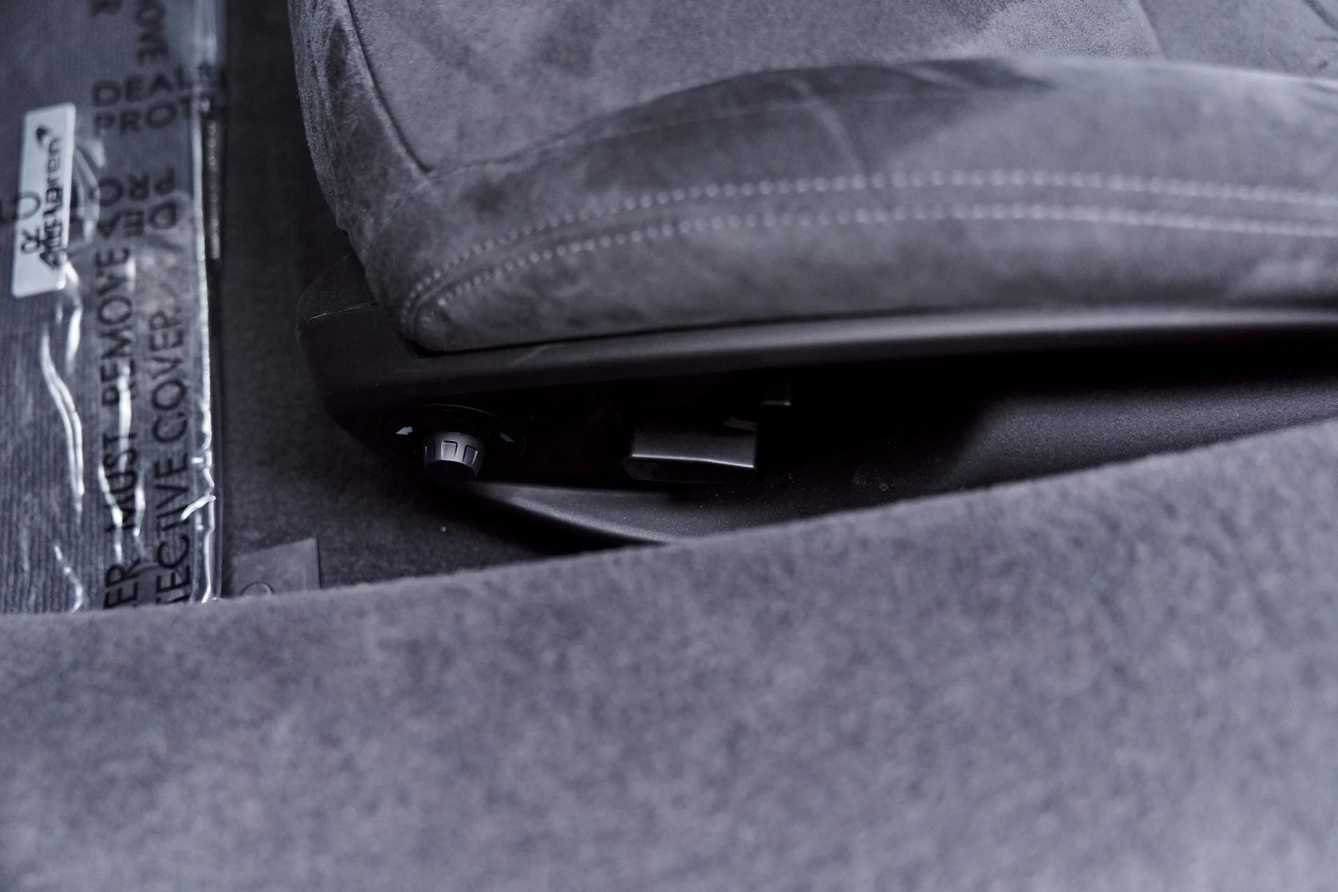 mph053_3712982075_Used_2026_Mc_Laren_Artura_Vision_1777507519_524d064137