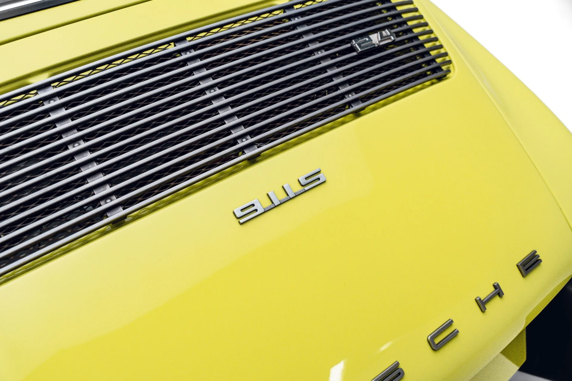mph053_3726016765_Used_1973_Porsche_911_S_1784324222_081c323346