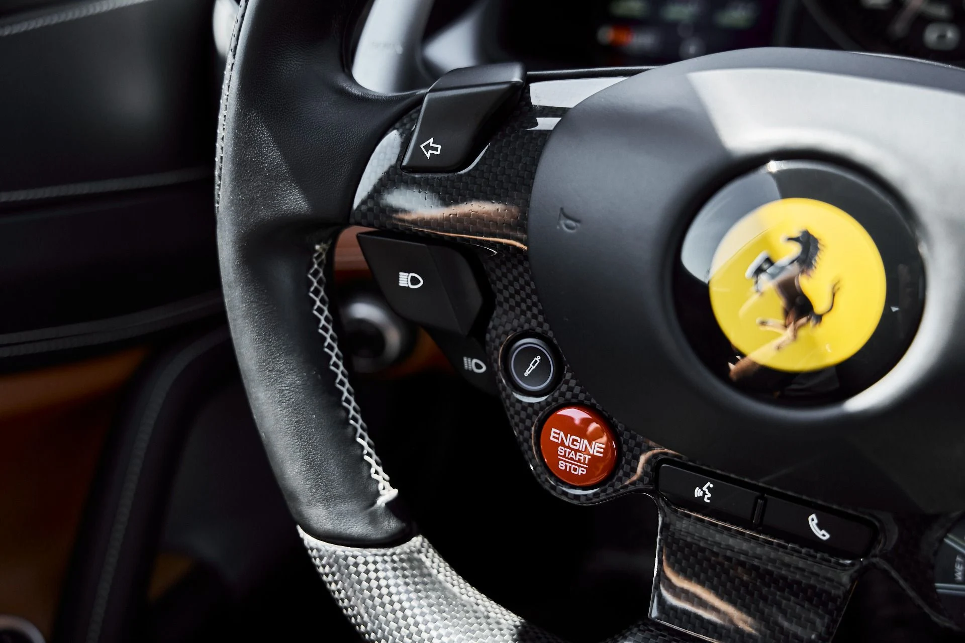 mph053_3741920260_Used_2018_Ferrari_GTC_4_Lusso_V12_1775612088_d0f36192b0