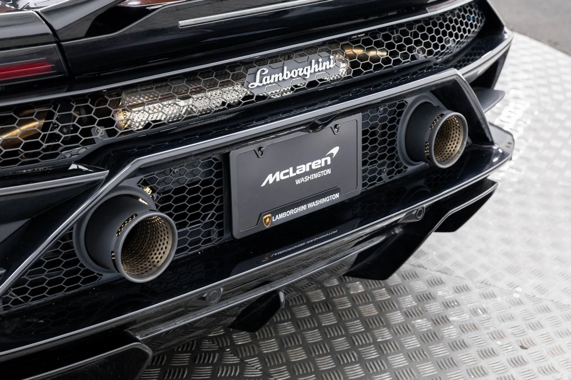 mph053_3747120381_54_d4f4be12e7