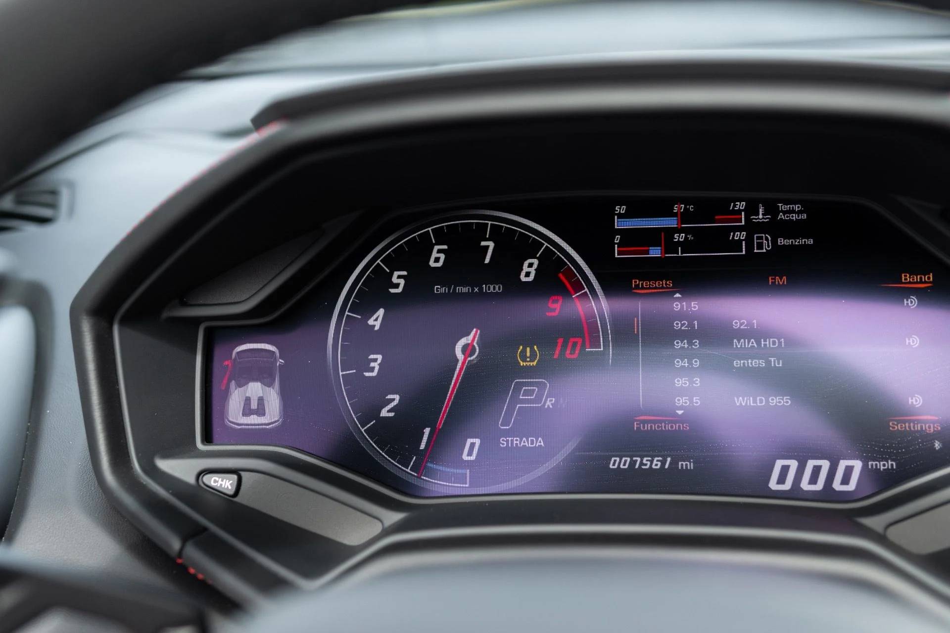 mph053_3748192982_Used_2018_Lamborghini_Huracan_LP_580_2_Spyder_1766443768_8a672c41d2