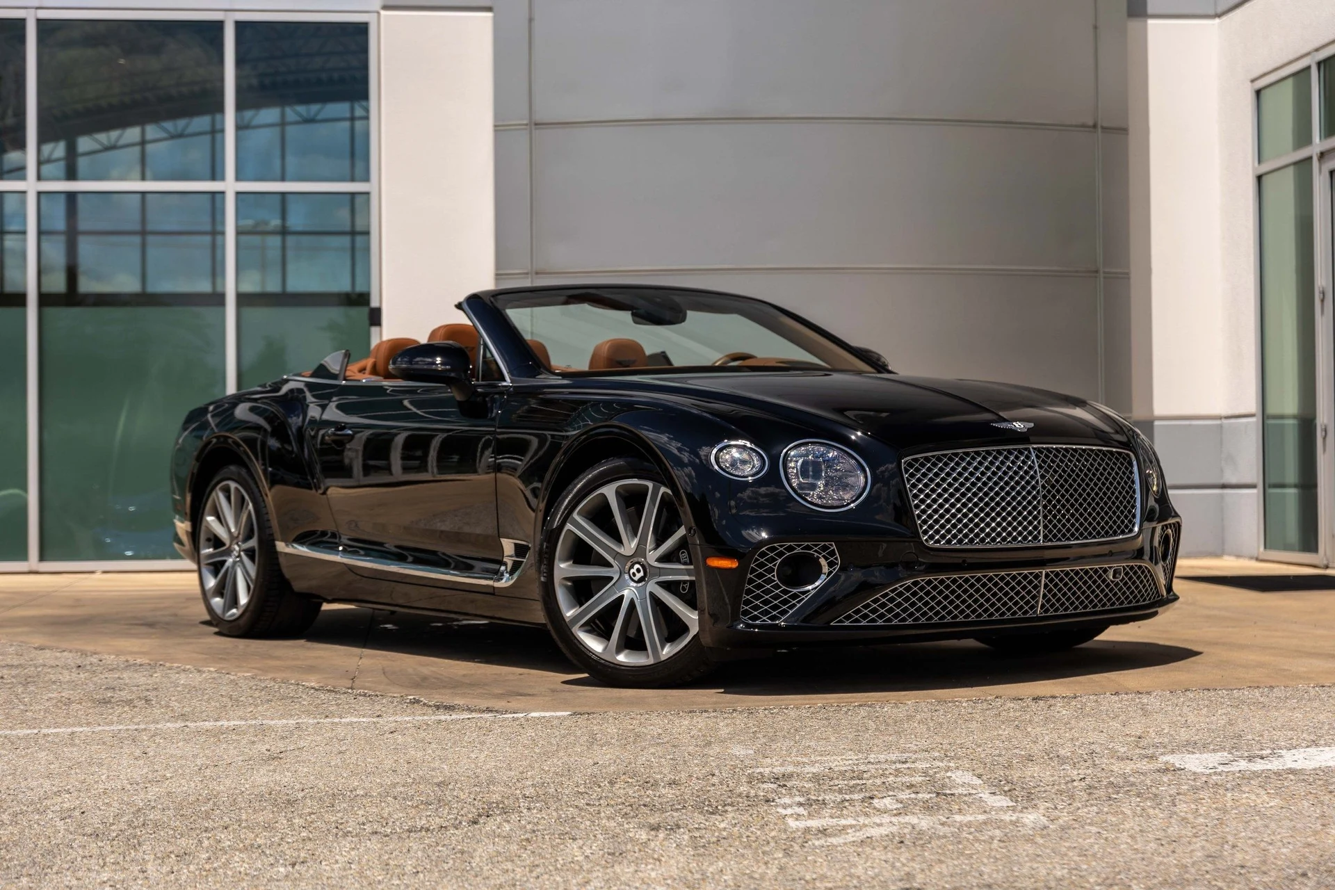mph053_3758707762_Hi_Tech_Luxury_Imports_LLC_SCBDG_4_ZG_6_NC_091269_image_53_0cf91c1731