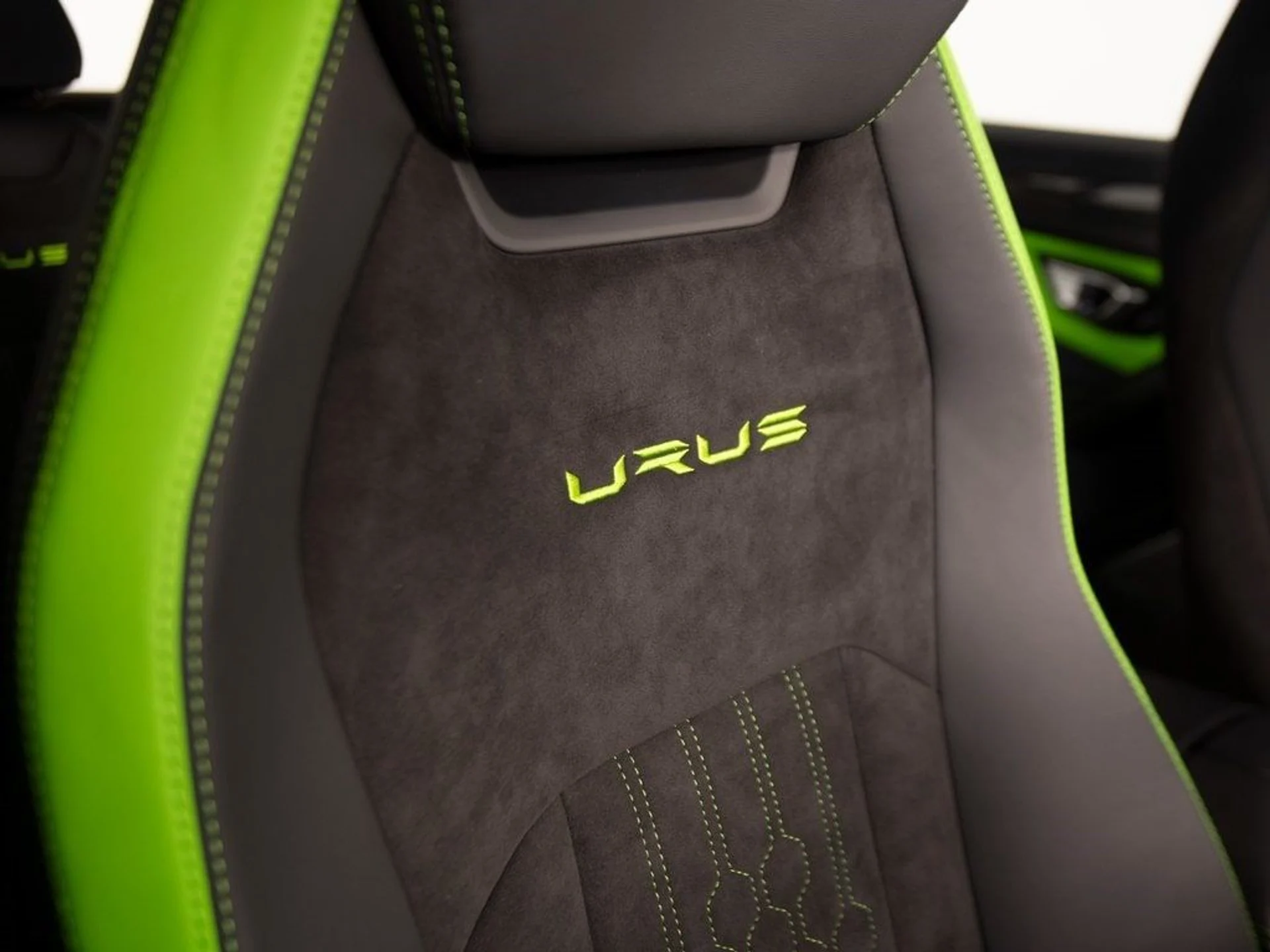 mph053_376776000_946d5a0a326c047053e8db1ce2b9884dx_9e8e03a45d