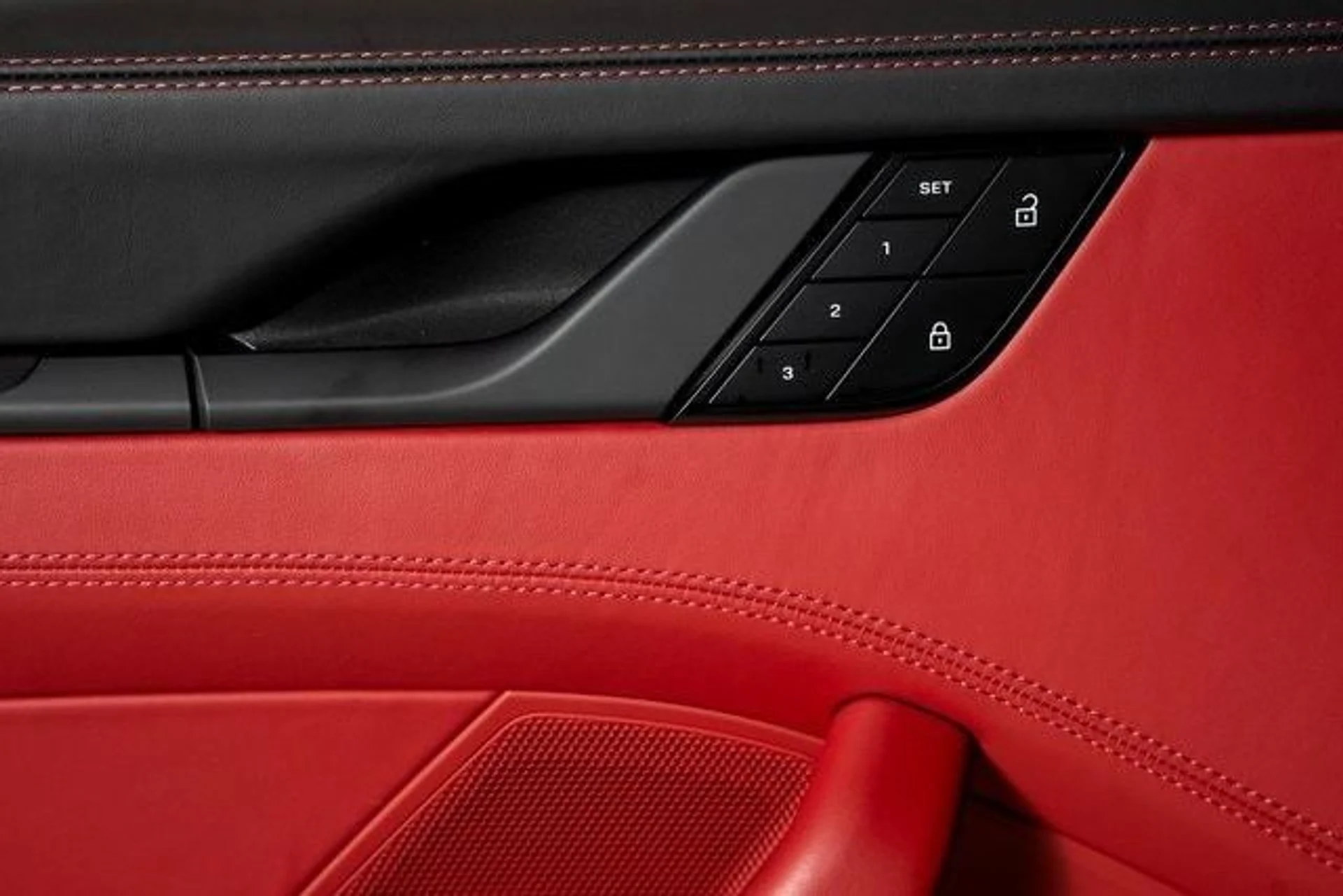 mph053_3771105550_e65d2d163299778675f0a11cc3733954x_ecdedfba60