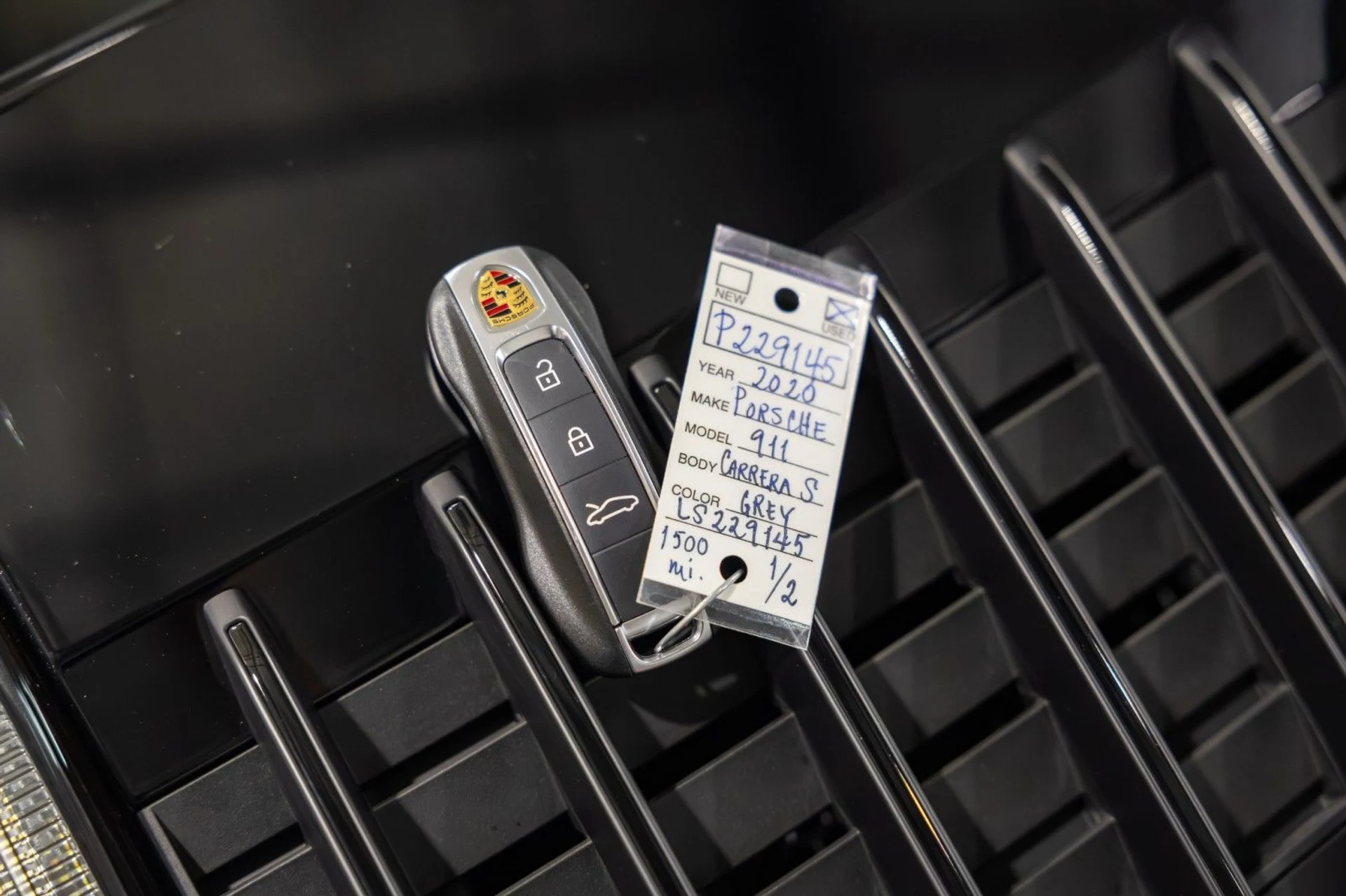 mph053_3798141190_Sg_4b7b23766c