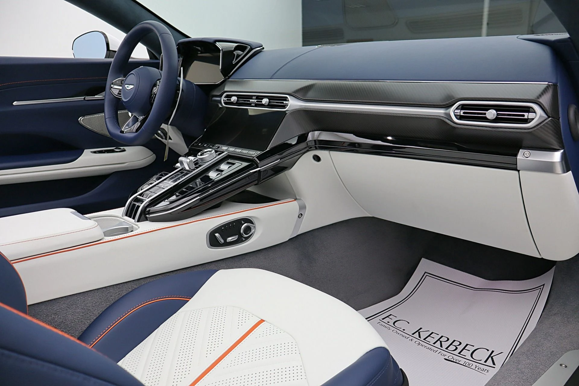 mph053_3833389951_New_2026_Aston_Martin_Vantage_S_832960a7e1