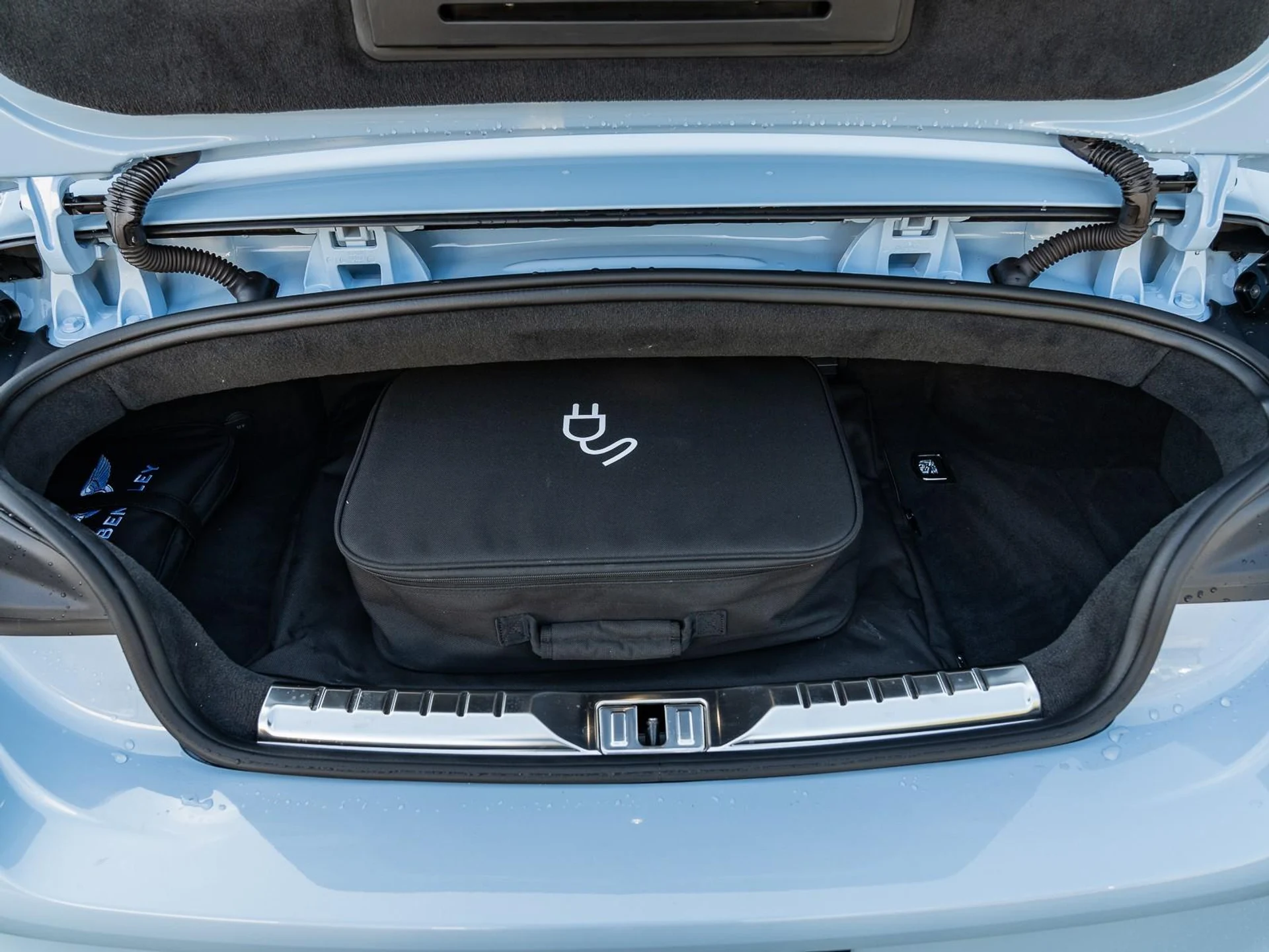 mph053_3862785888_Used_2025_Bentley_Continental_GT_Speed_1766181989_5d4d945ef3