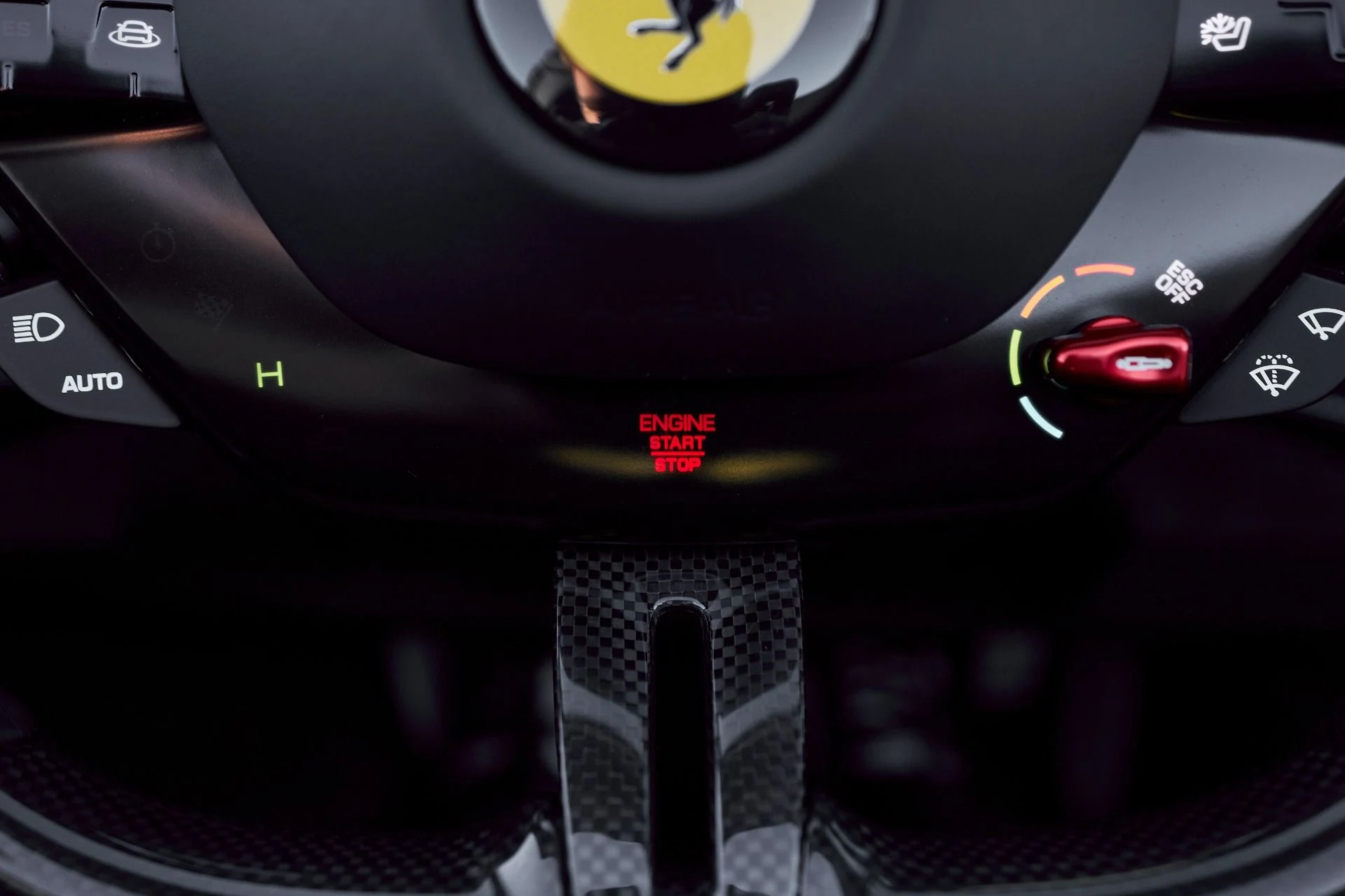 mph053_3881490049_Used_2025_Ferrari_SF_90_Spider_1764059309_7ea65e7daa