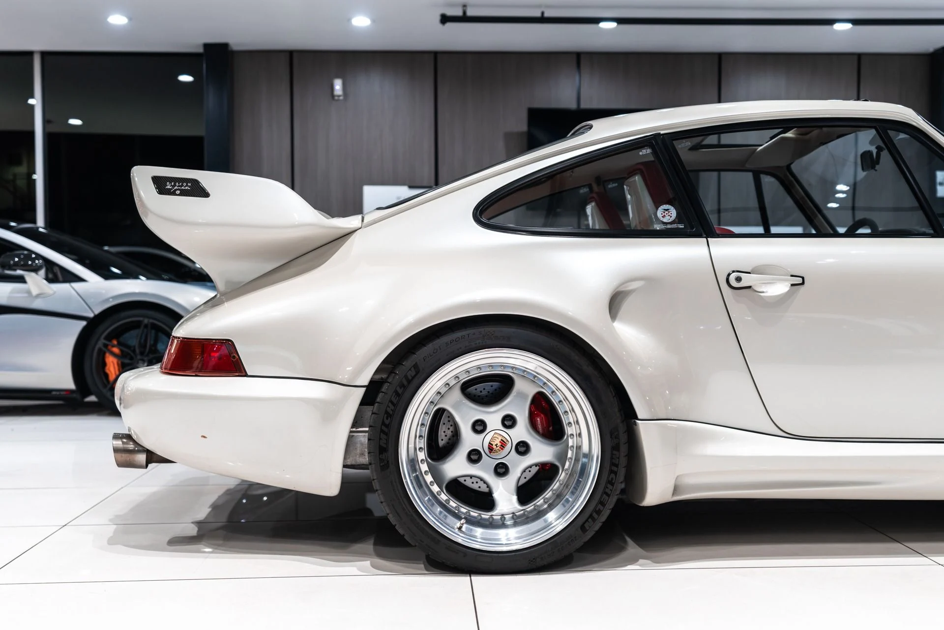 mph053_3895422637_12739_p54_l_85b8a0cc82