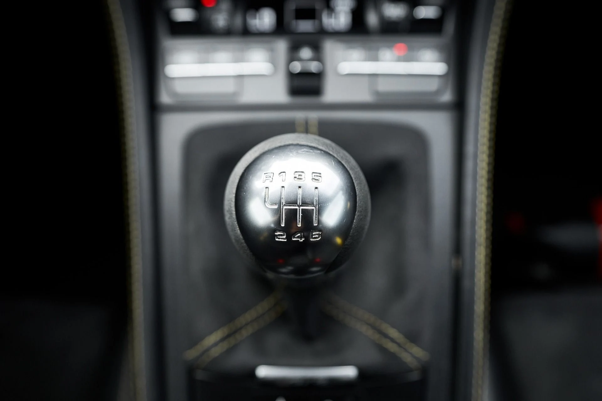 mph053_3900468828_Used_2020_Porsche_718_Cayman_GT_4_1763019547_40fdcca9d1