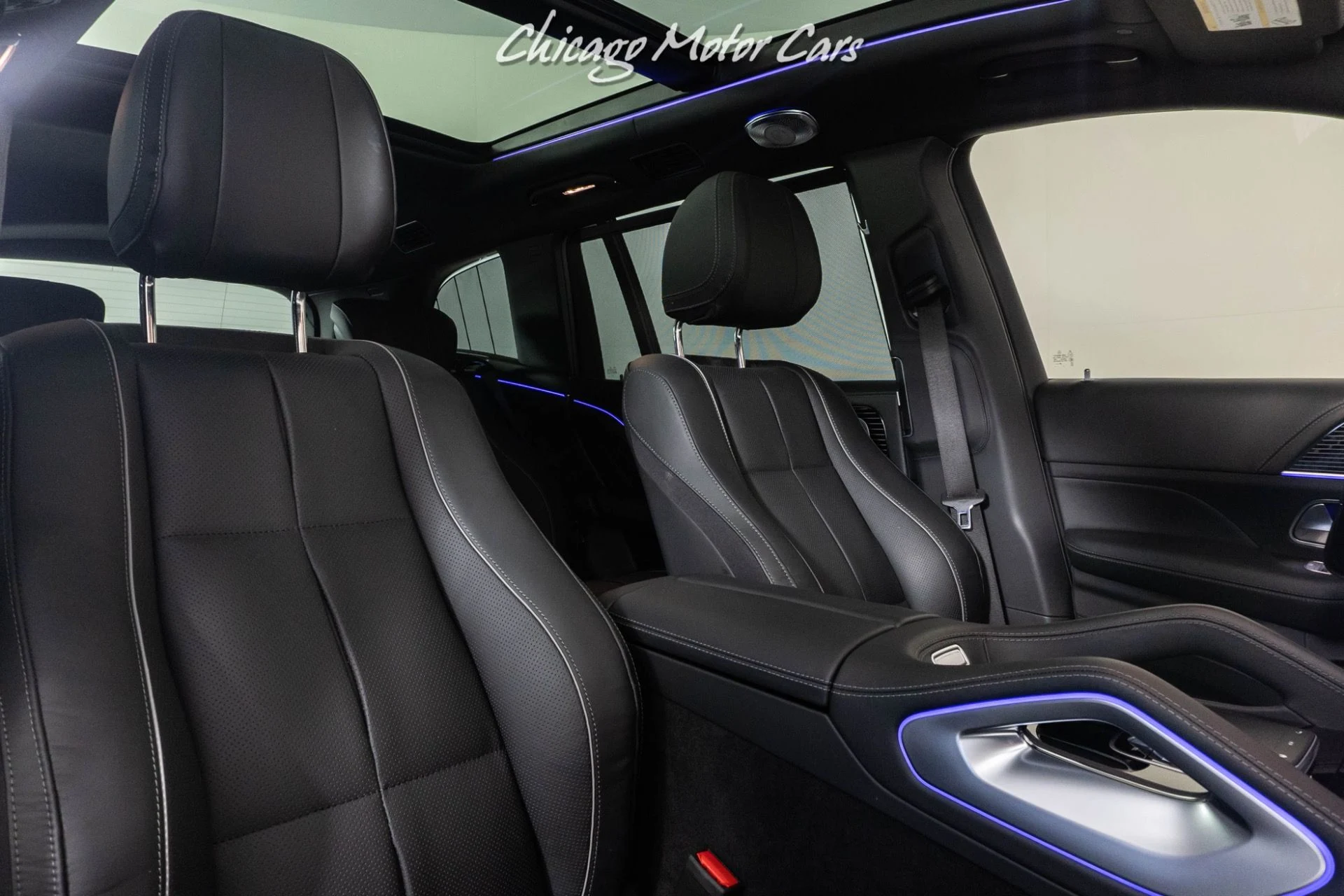 mph053_3937199532_10022_p54_l_59421e8243