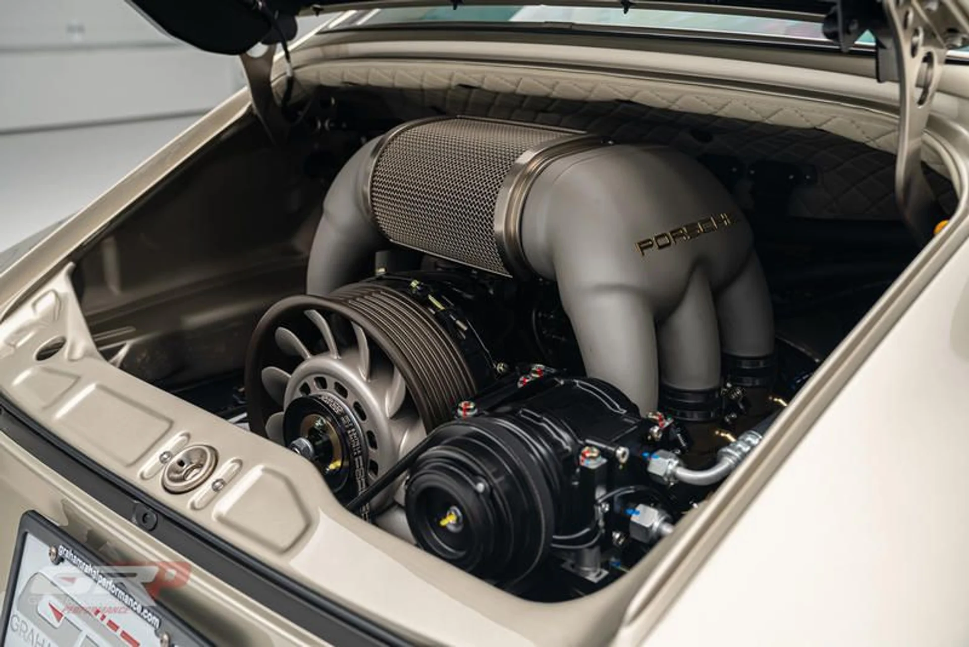 mph053_3957722990_2911_DD_74_3_EF_6_4559_942_C_CD_4465_A3_B19_A_87605a19cd