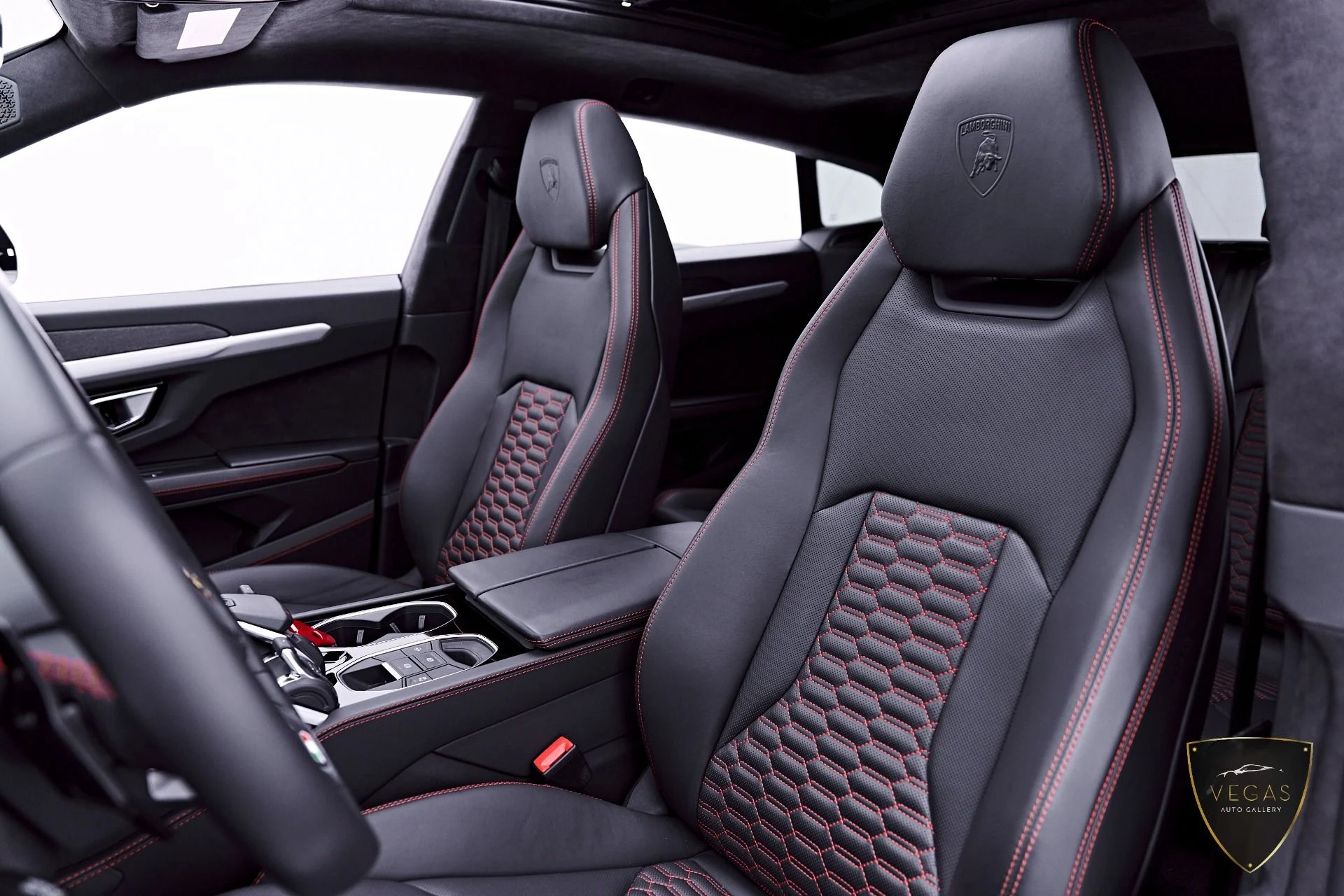 mph053_3969804484_Used_2022_Lamborghini_Urus_1782338986_ab214e1fa3