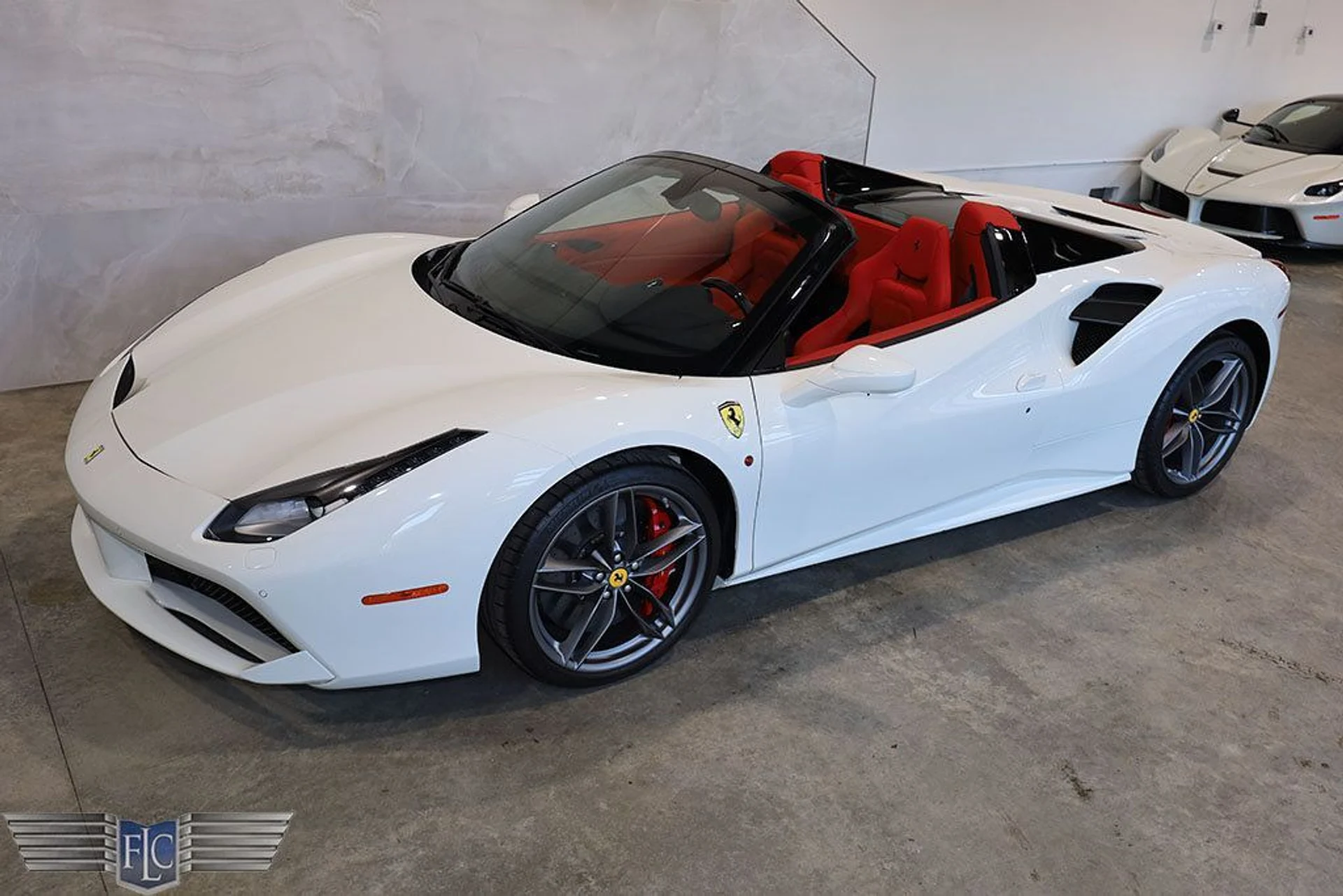 mph053_4036066539_used_2019_ferrari_488_spider_convertible_9689_22223327_54_1024_984df552f2