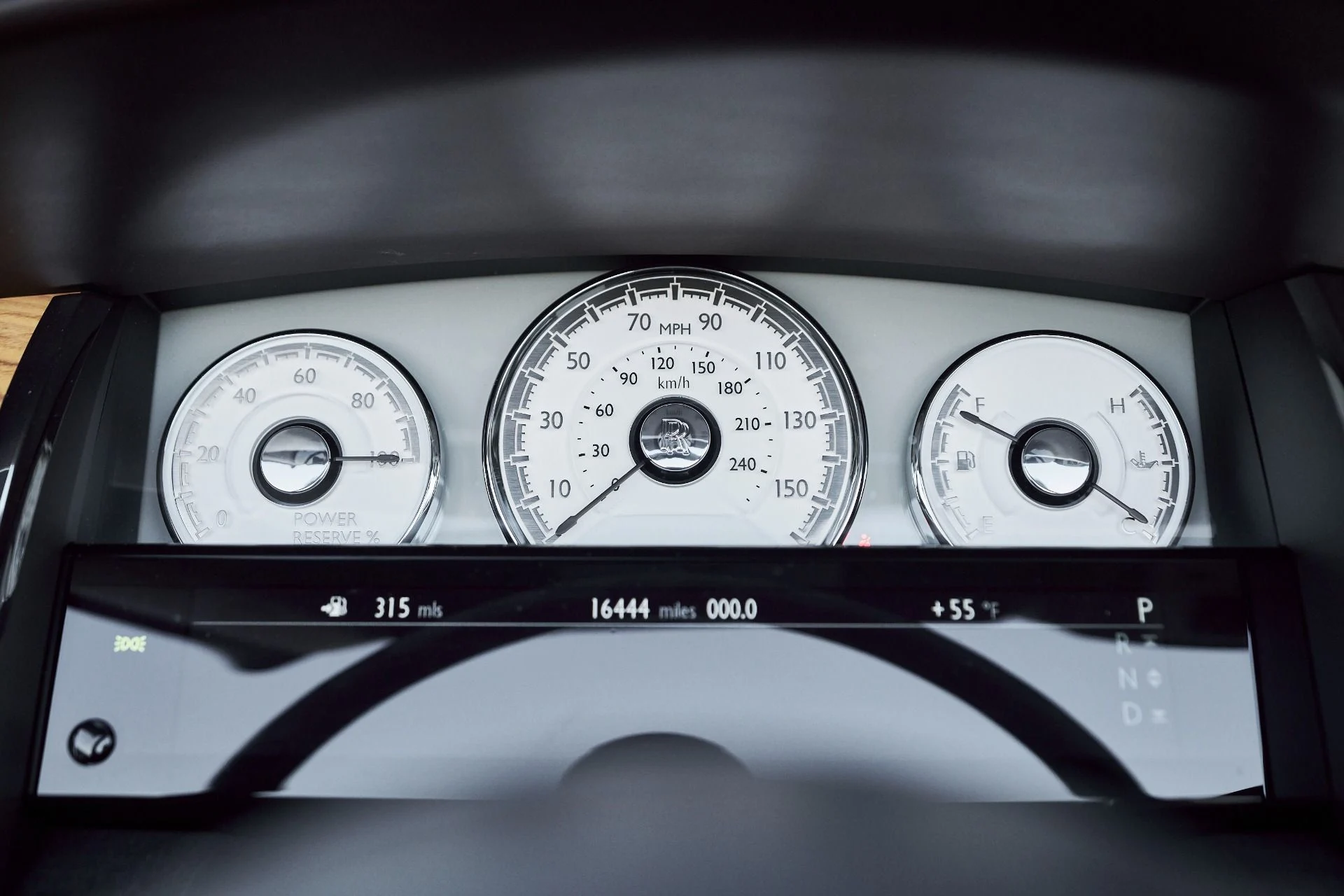 mph053_4037979459_Used_2017_Rolls_Royce_Dawn_Base_1764730538_ce949e3e2a