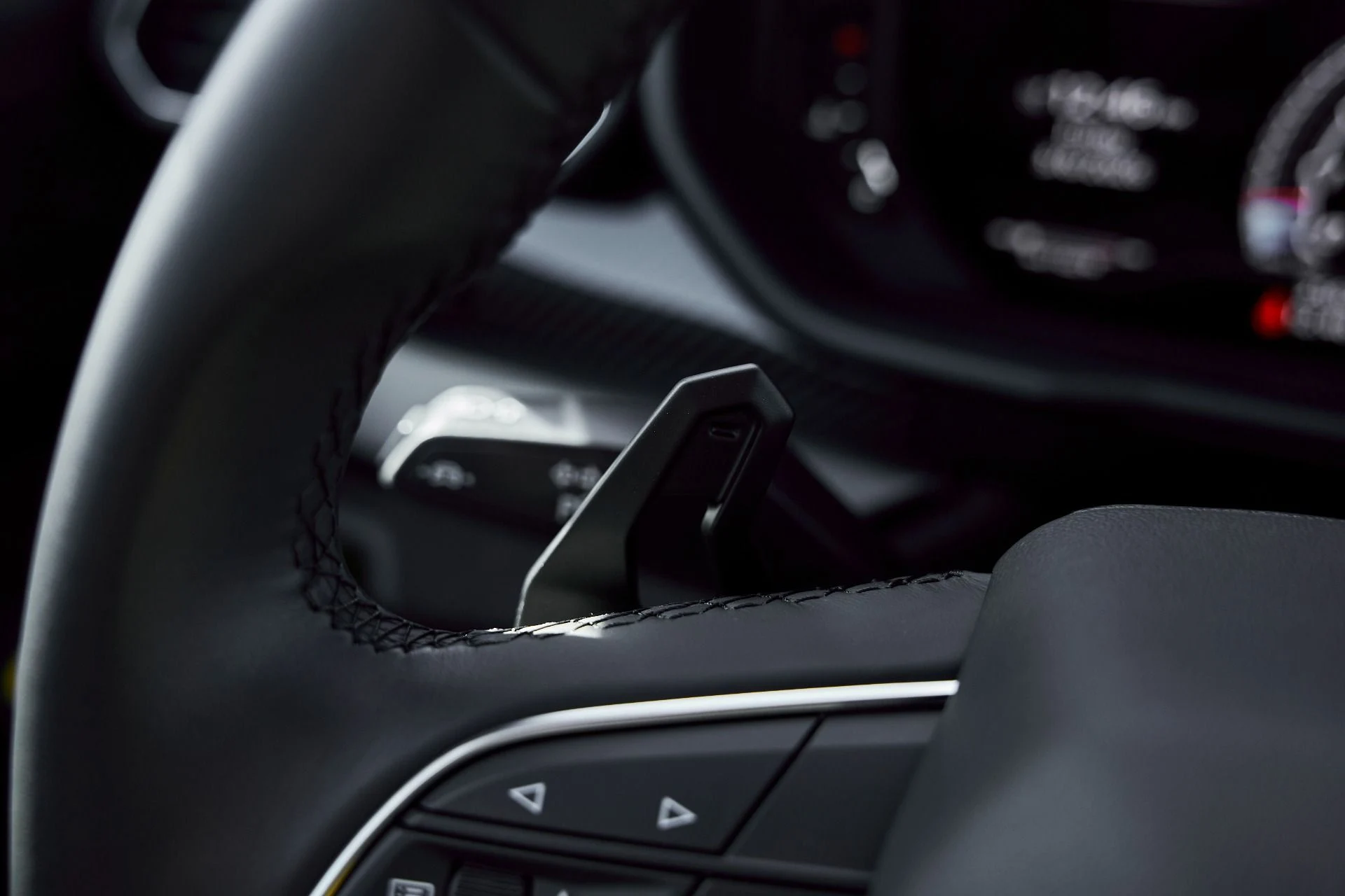 mph053_404397020_Used_2021_Lamborghini_Urus_Pearl_Capsule_1772843545_77e1266566