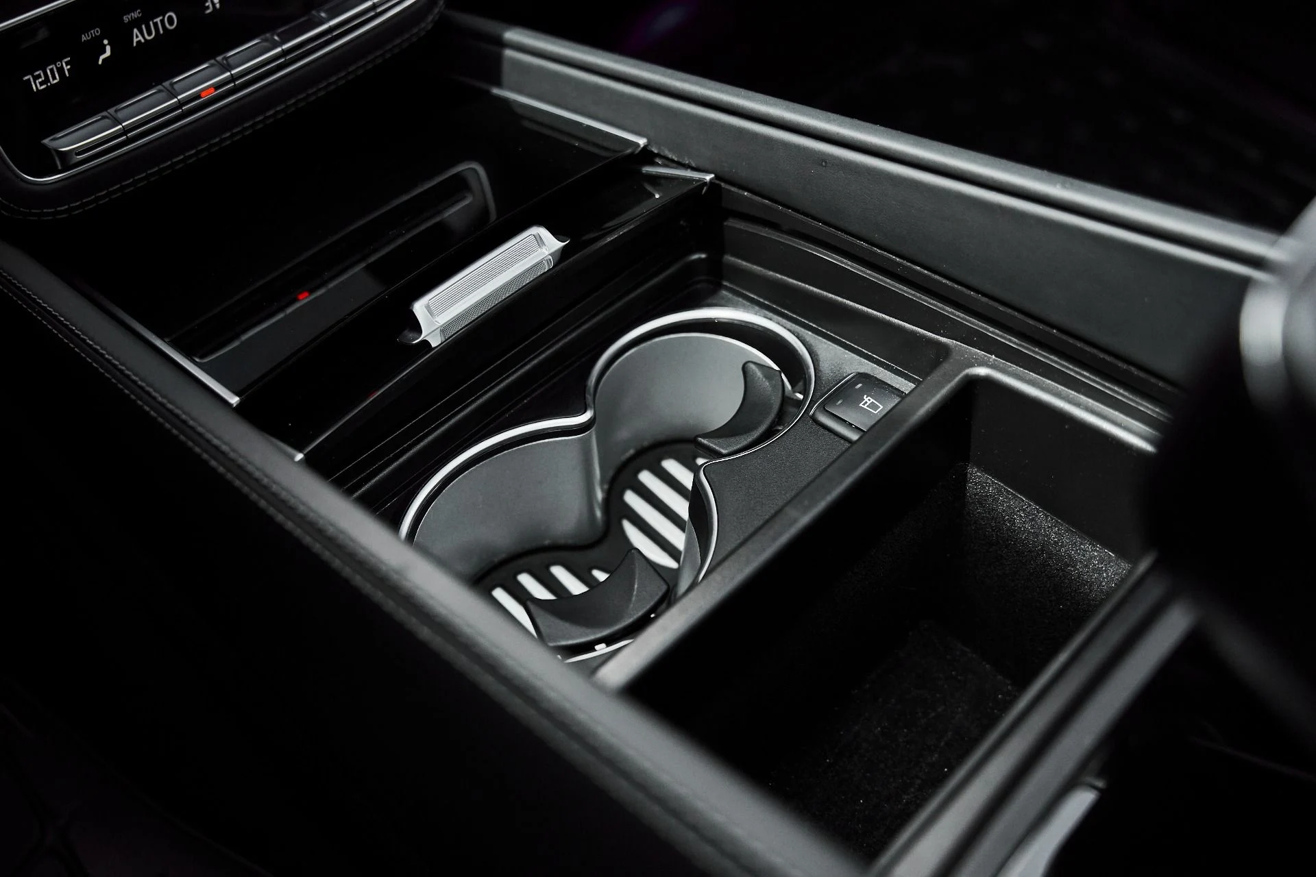 mph053_4055251528_Used_2024_Mercedes_Benz_GLS_Maybach_GLS_600_1776550642_ab89d59f01