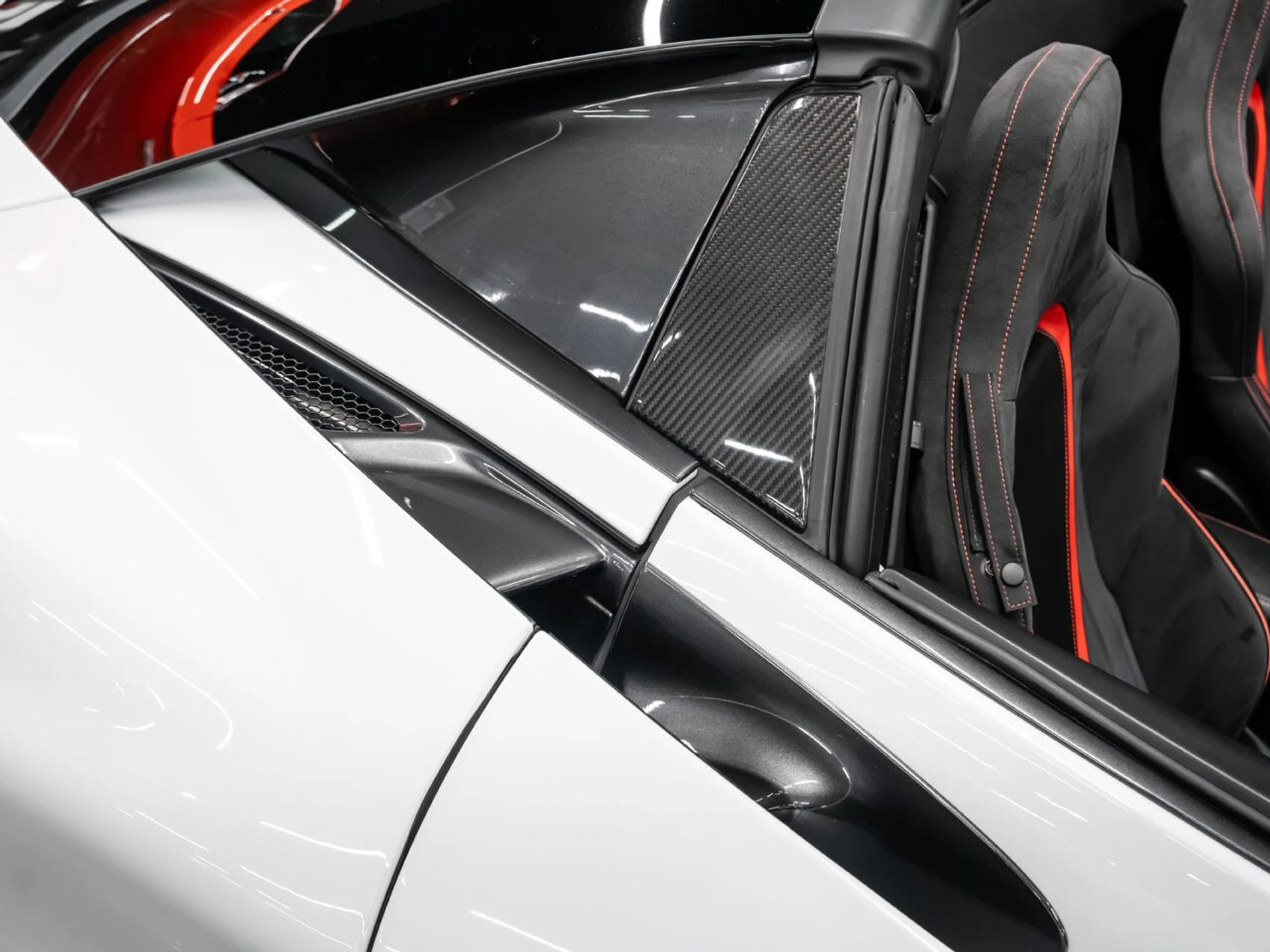 mph053_4079535608_mclaren_720s_2019_02a2fefca9