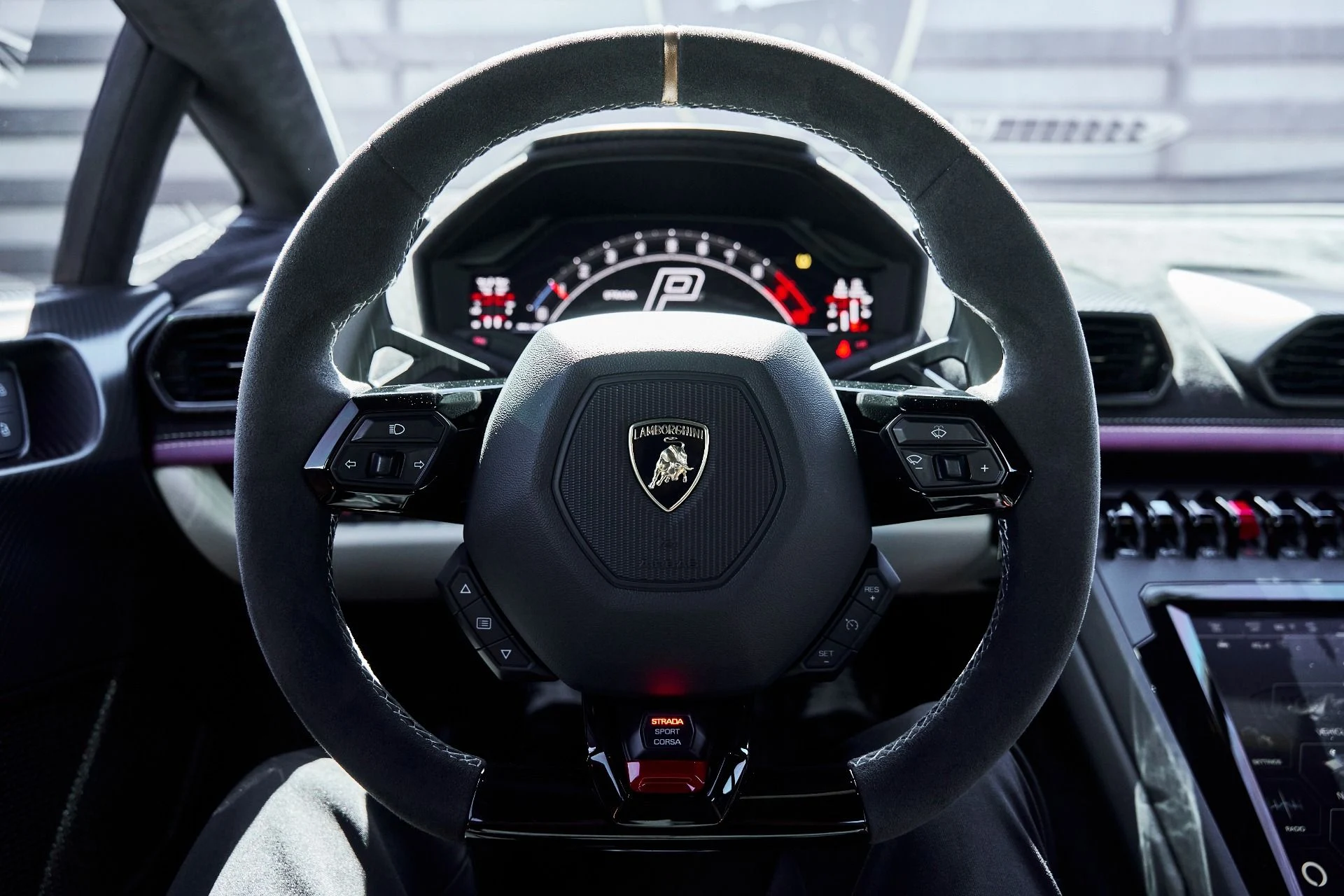 mph053_4093171214_Used_2023_Lamborghini_Huracan_Tecnica_Base_1781137575_b7c87ae704