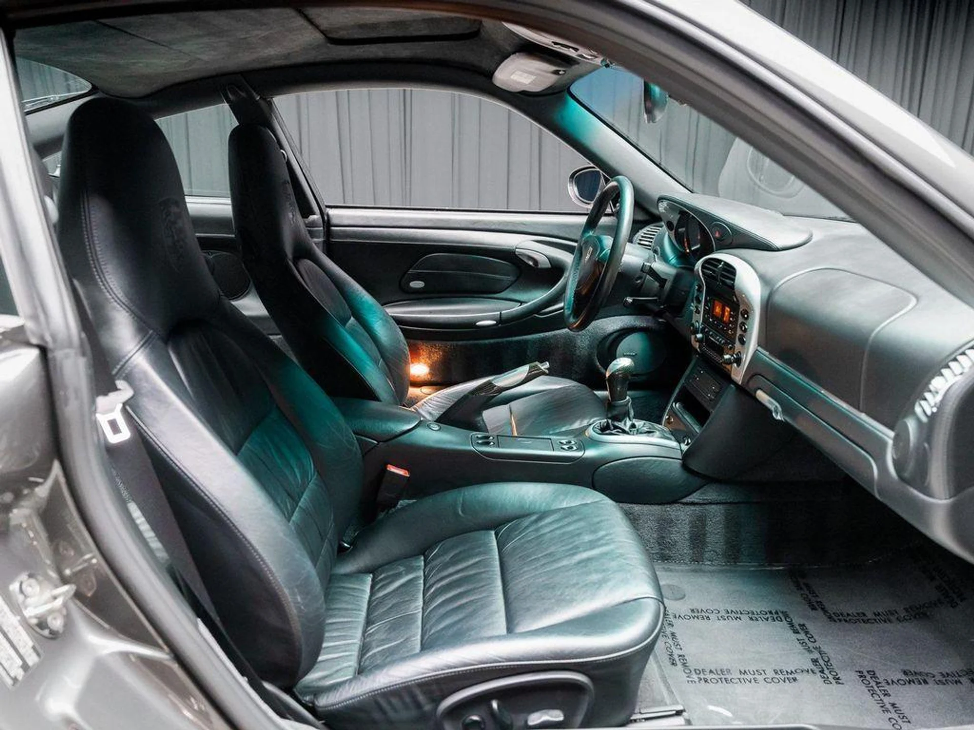 mph053_412661377_m_Pw1c2b2_ZQ_Hct_Env_Ulc_EB_797iz_Q_a31c66258a