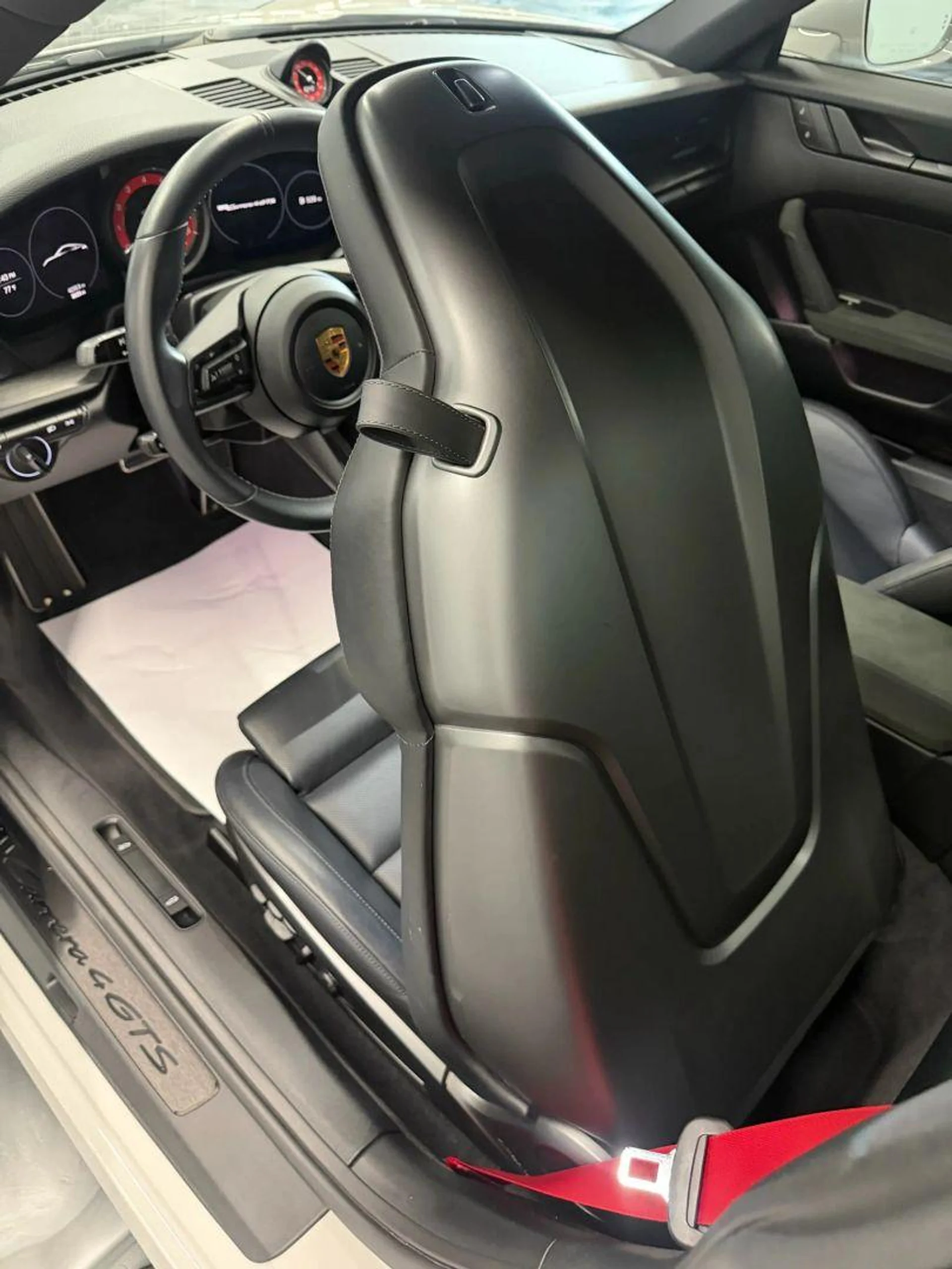 mph053_4127768332_Used_2023_Porsche_911_Carrera_4_GTS_Coupe_2_D_1783726047_a550730851