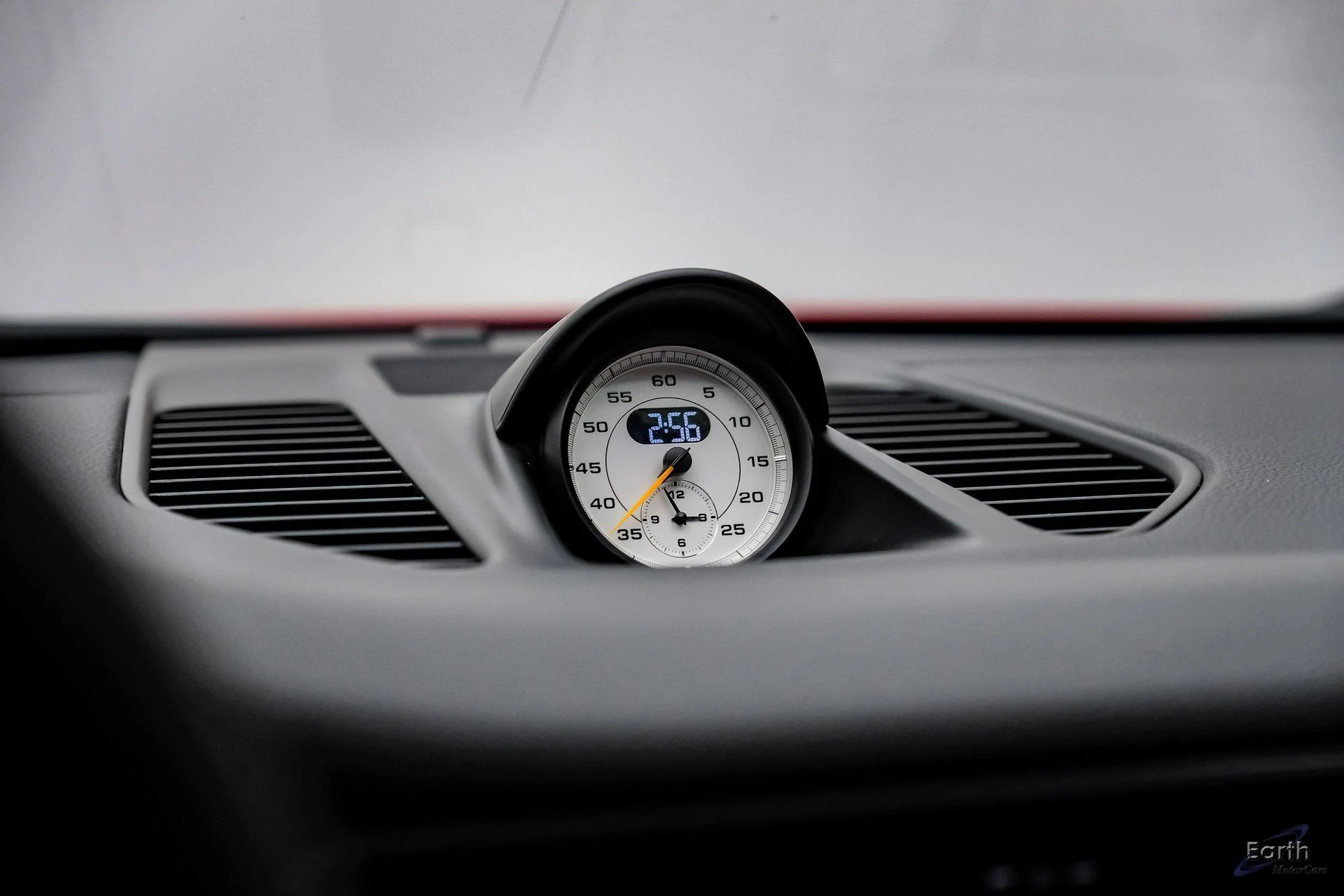 mph053_4151199202_5d8f0172820be211b3e526bd03b5359ax_375eb68002