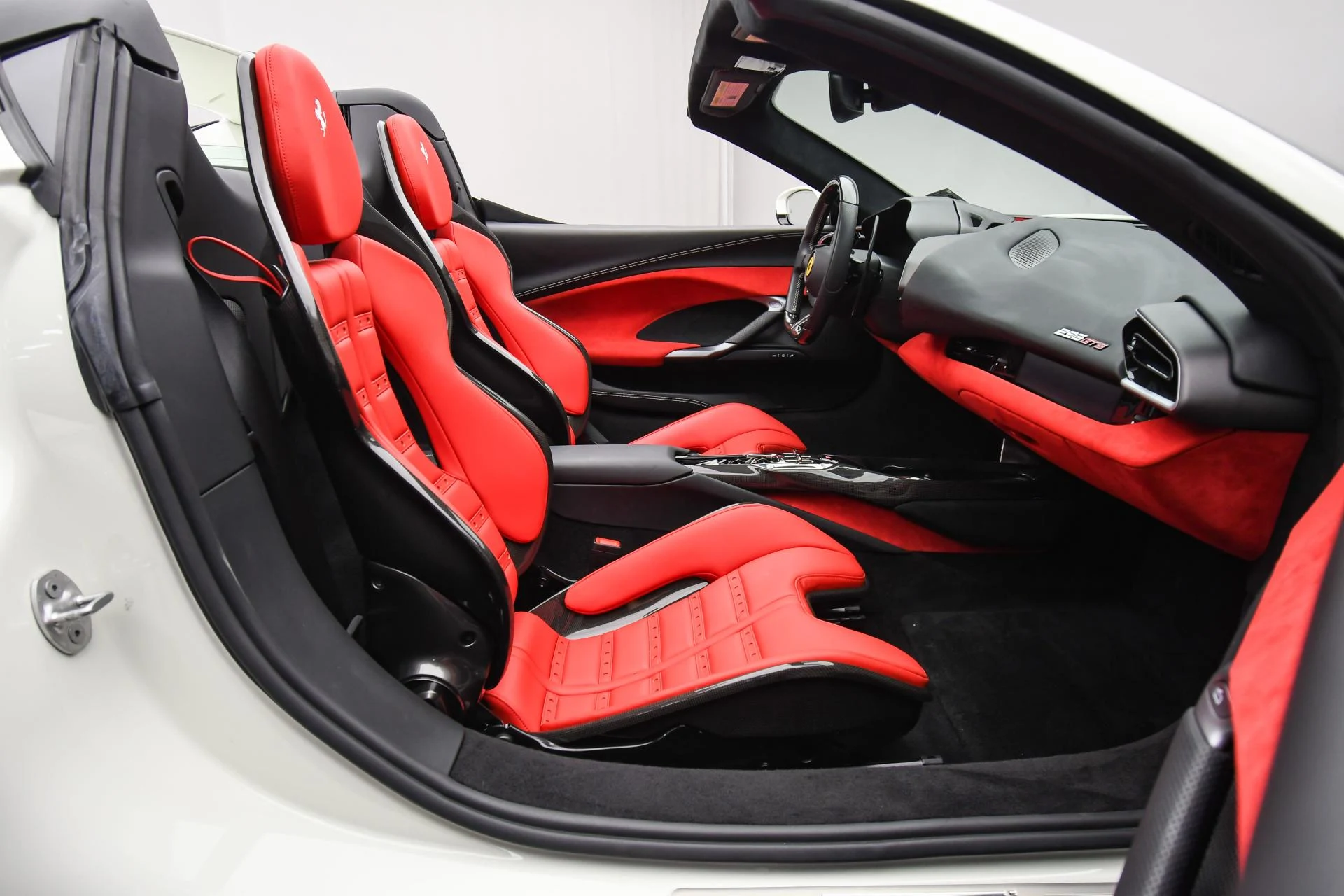 mph053_4164261622_Used_2023_Ferrari_296_GTS_1753430662_89575982c9