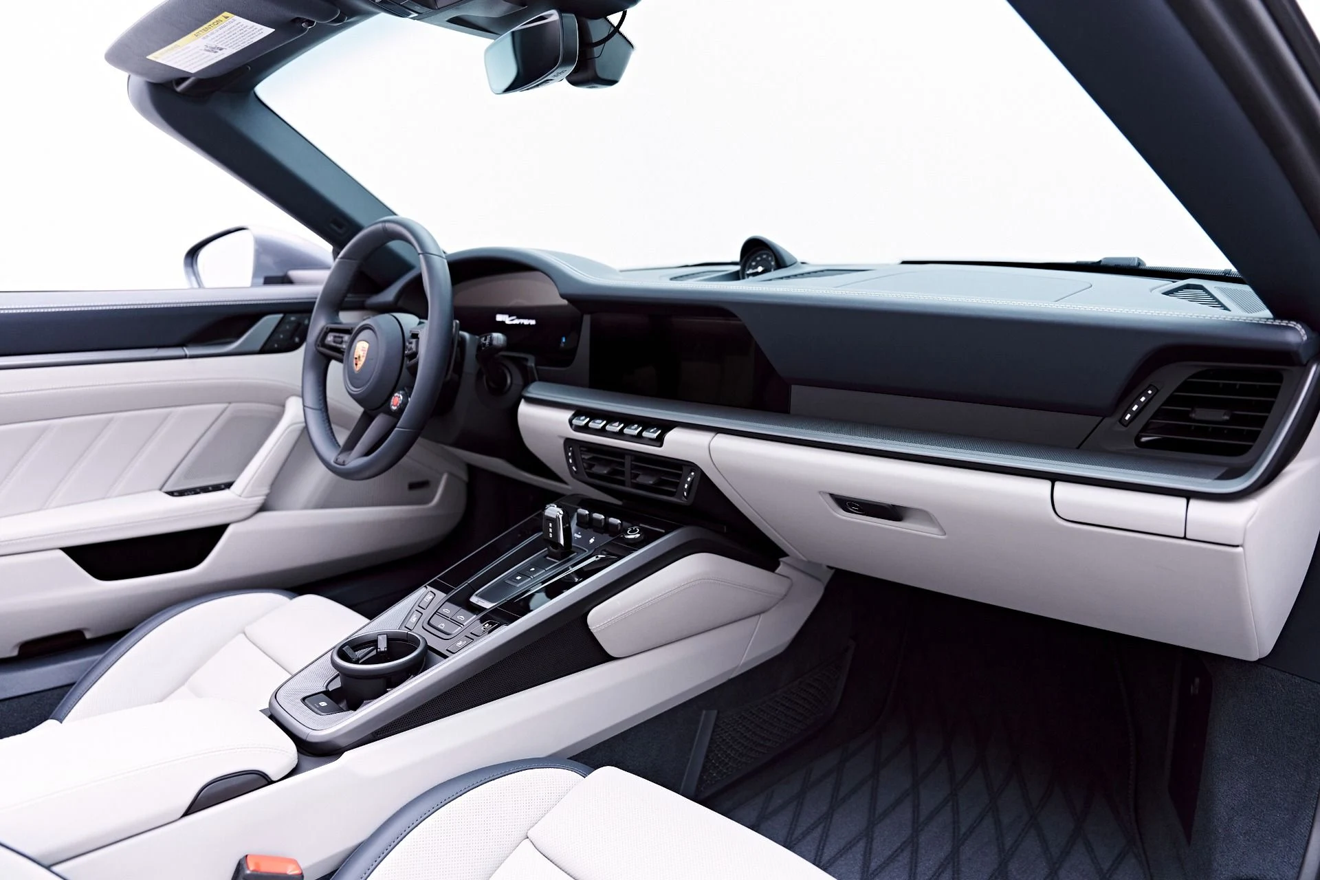 mph053_4198126261_Used_2025_Porsche_911_Carrera_1777504813_fa7920e8c5