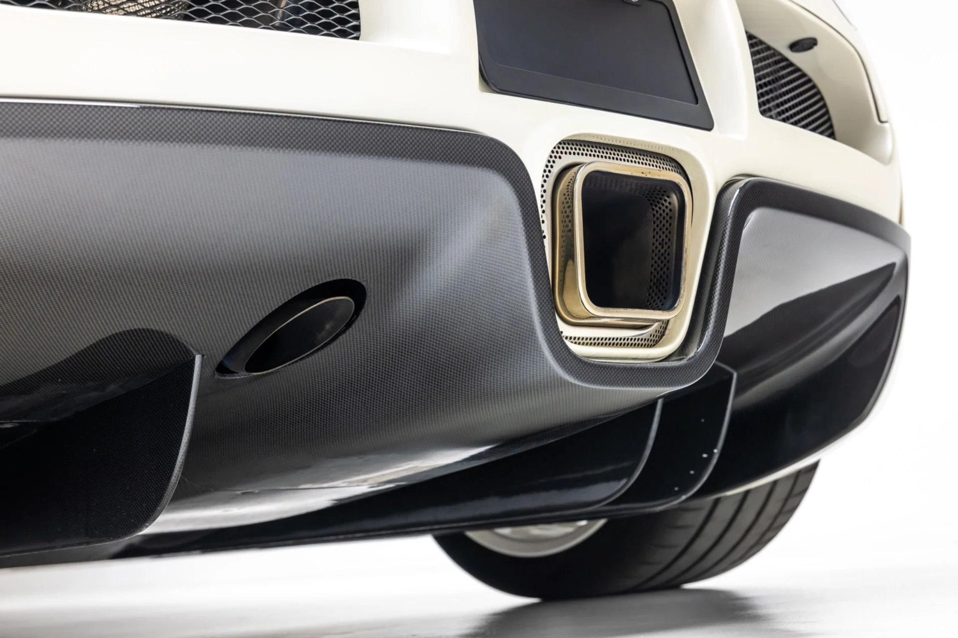 mph053_4207216856_13249_p54_l_11b1991d75