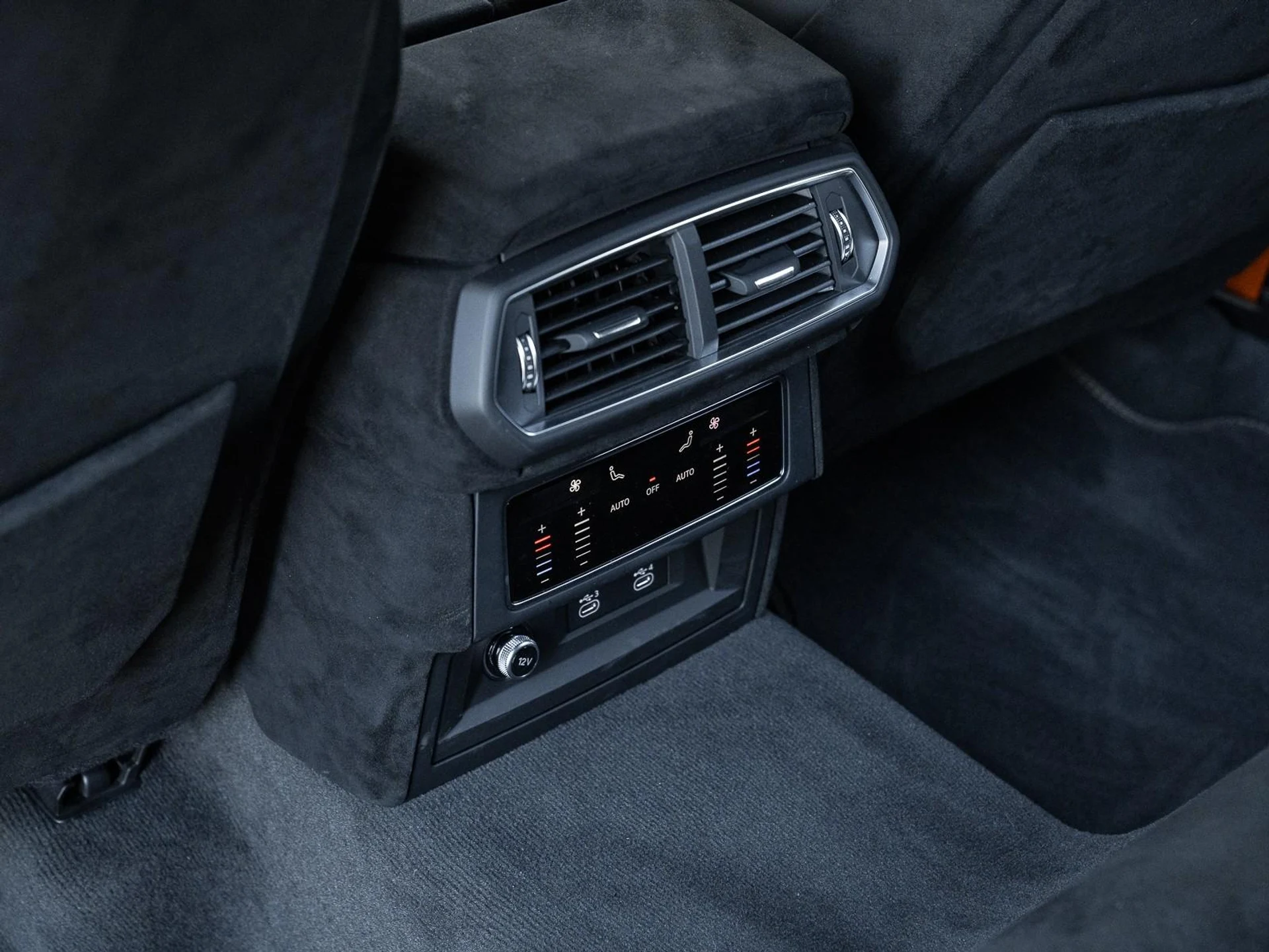 mph053_4213852451_Used_2023_Lamborghini_Urus_Performante_1763068054_4e9fc17a3a