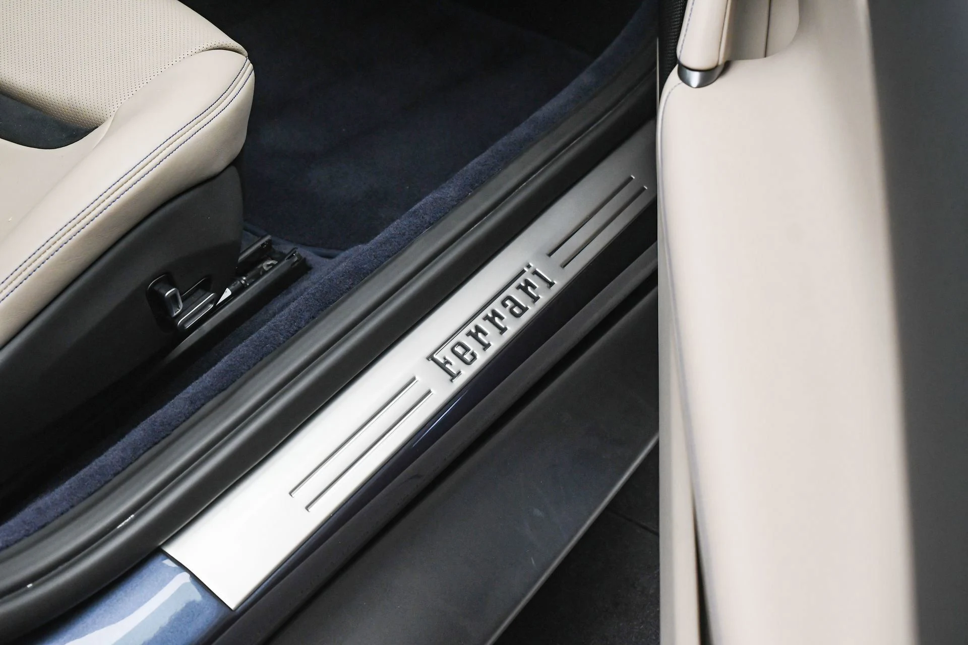 mph053_4221078211_367ea6d8e82349449842528876ca8802_2f0844d270