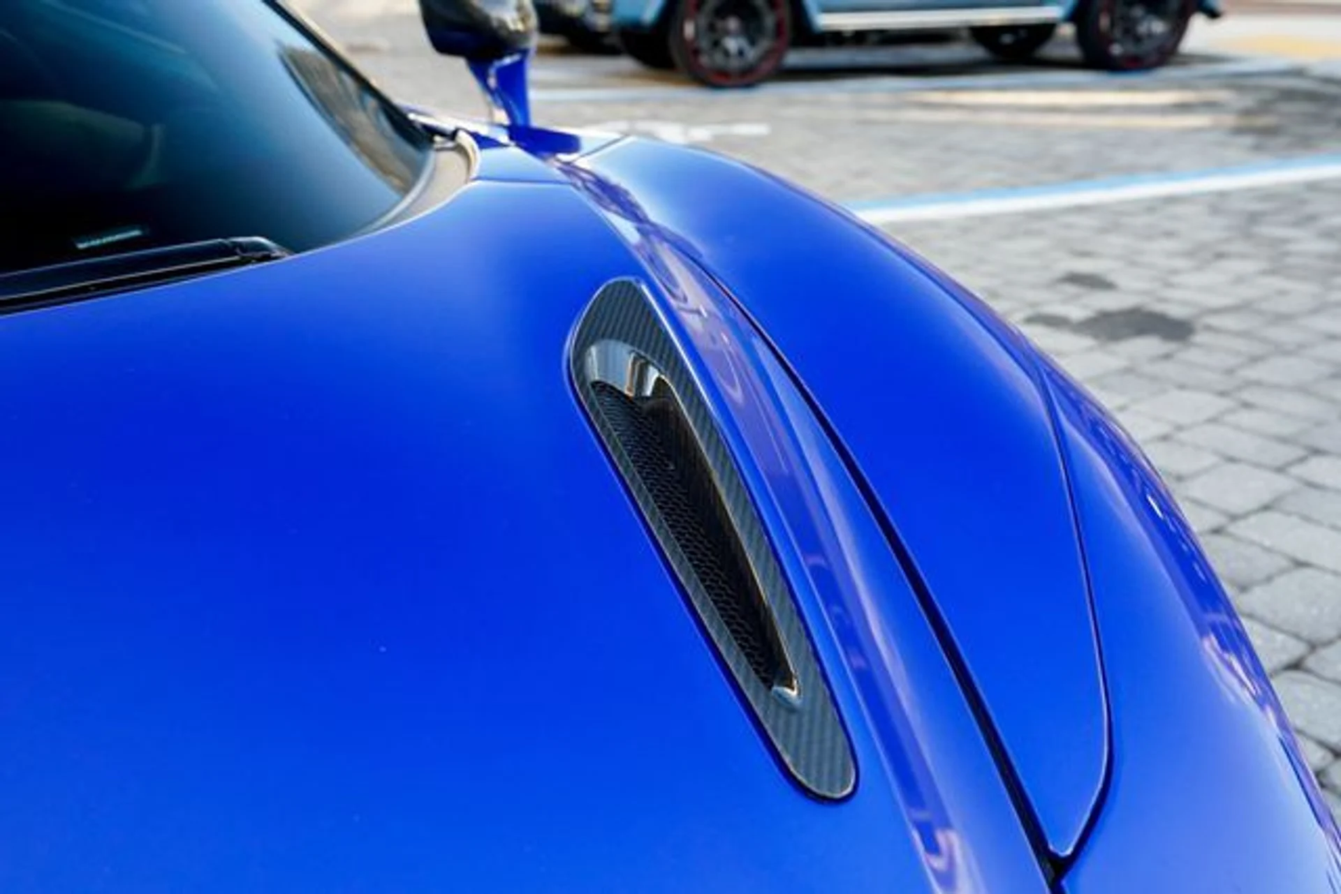 mph053_4221572346_22978508_54_4463f048e6