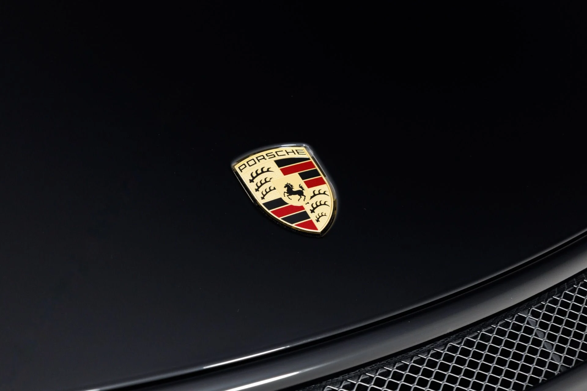 mph053_4269106618_Used_2018_Porsche_911_GT_3_1781025625_589b5fa456