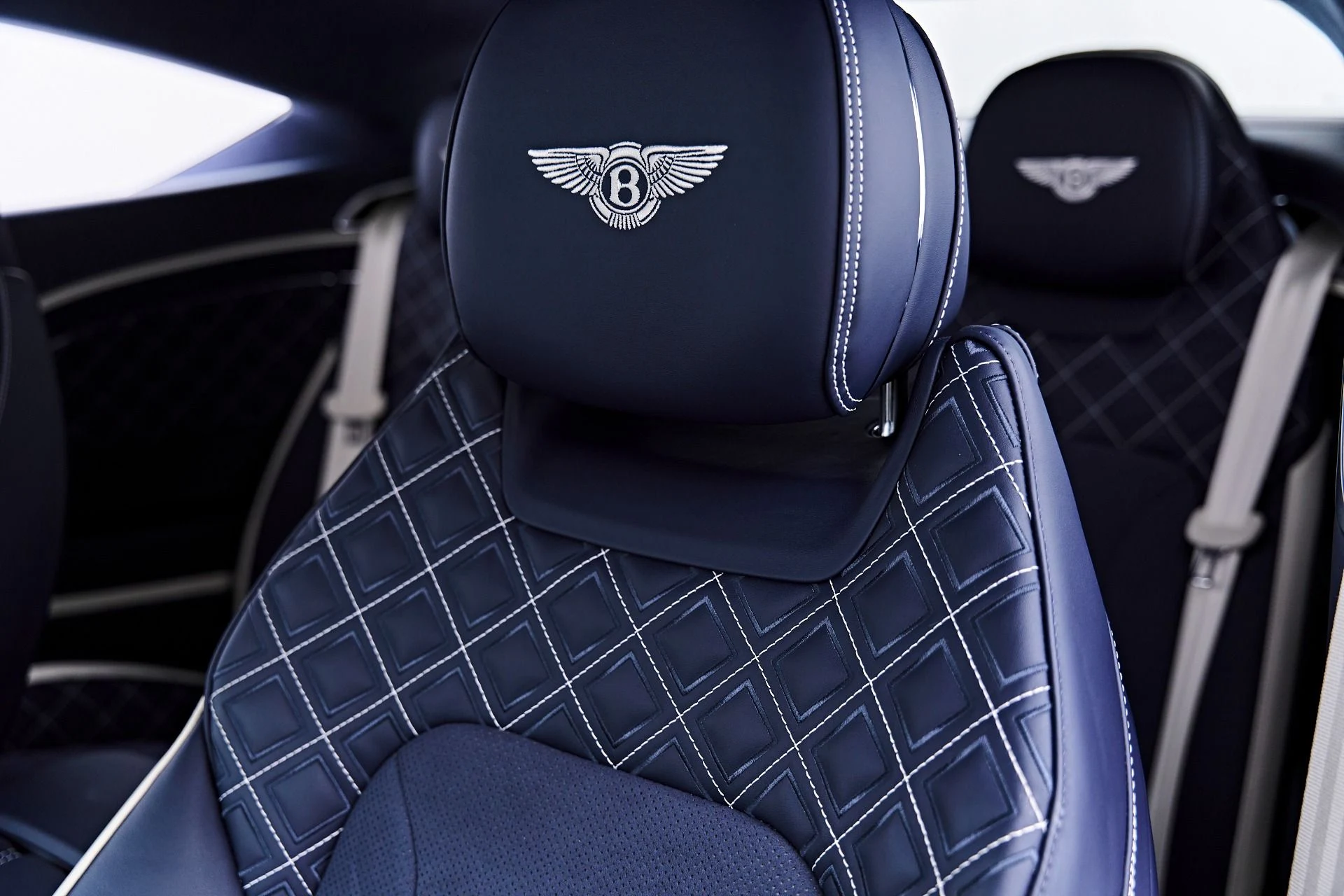 mph053_427373809_Used_2023_Bentley_Continental_GT_Speed_1790819212_ad188824e5