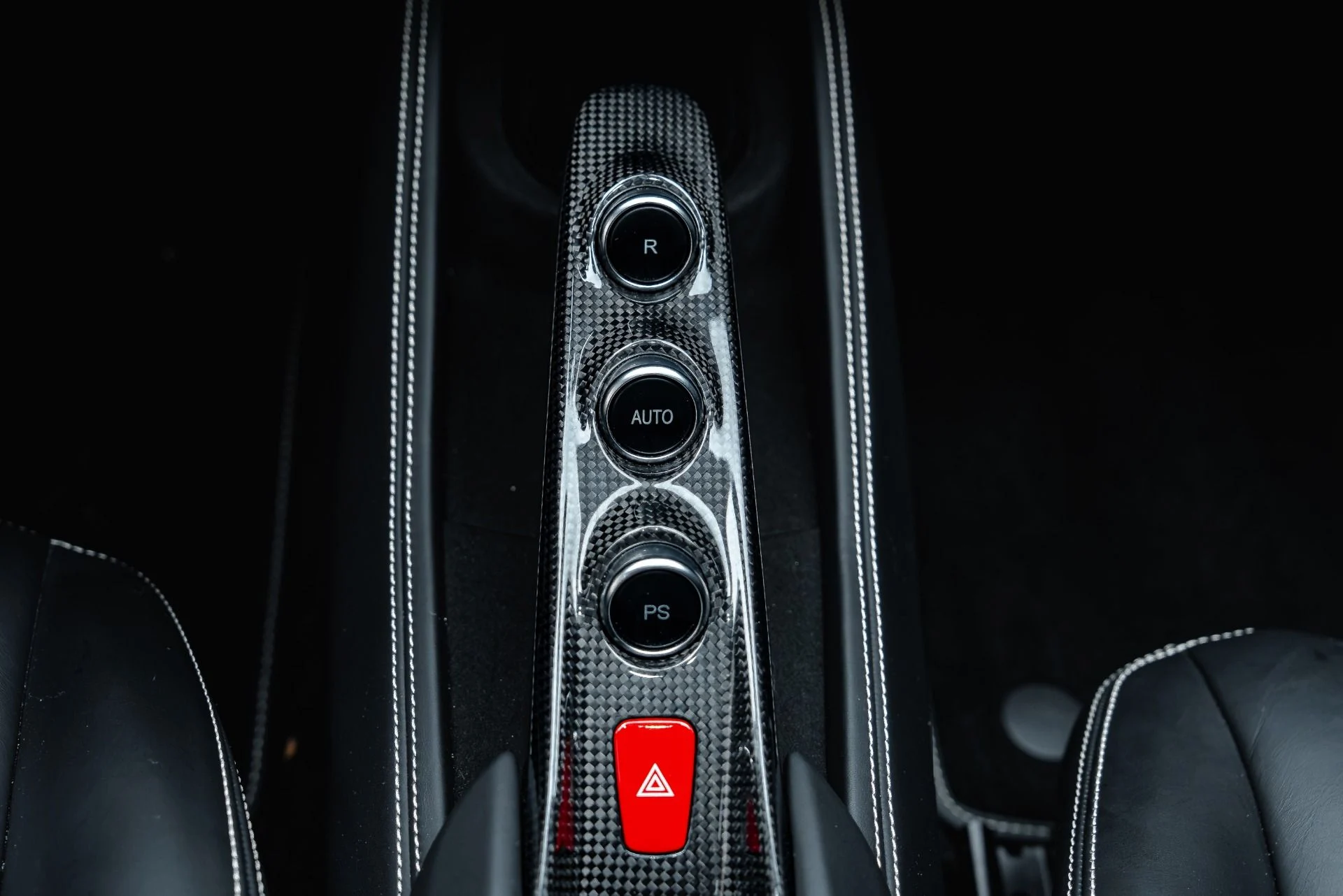 mph053_479044593_Used_2022_Ferrari_F8_Spider_1792785125_25df1e8787