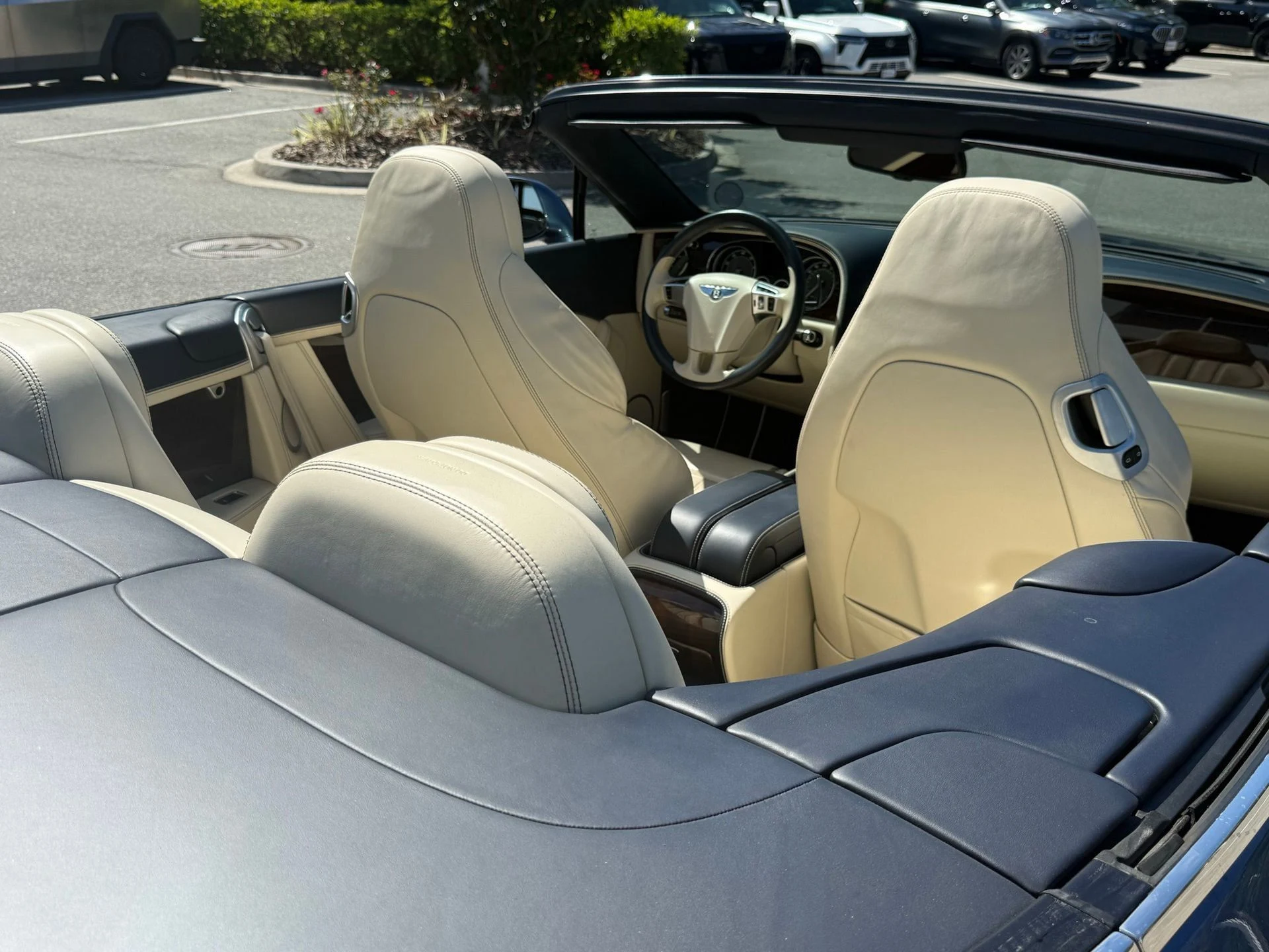 mph053_518775287_1594d8a275a1424b96f233623335d669_a199015468