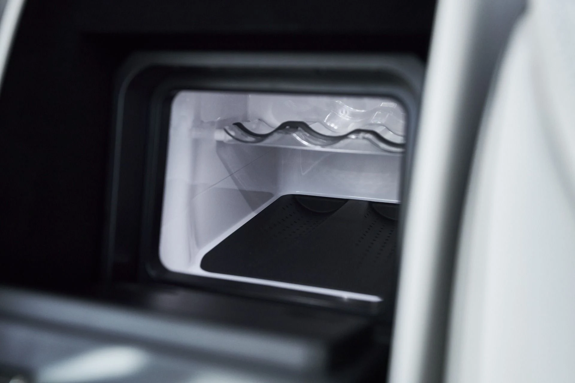 mph053_541302909_Used_2025_Mercedes_Benz_S_Class_Maybach_S_680_1761611126_5891346b3e