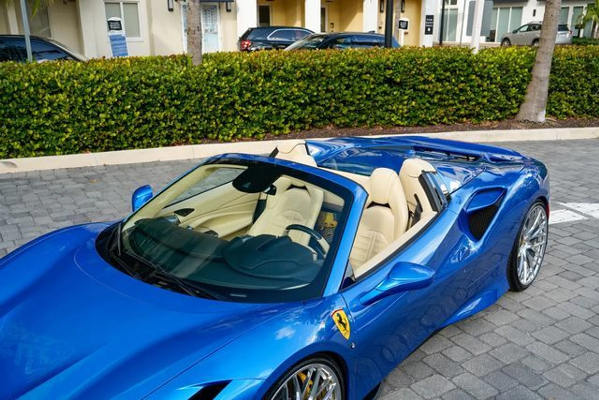 mph053_549235009_22977757_54_9cf7c10f3a