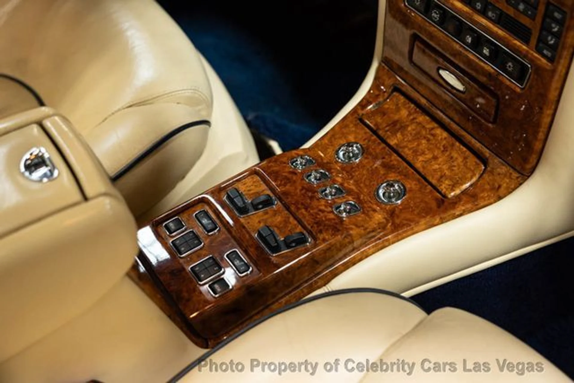 mph053_5568358_used_2002_rolls_royce_silver_seraph_lastofline1of120forus170totalworldwide_9707_23079302_58_640_82e560321d