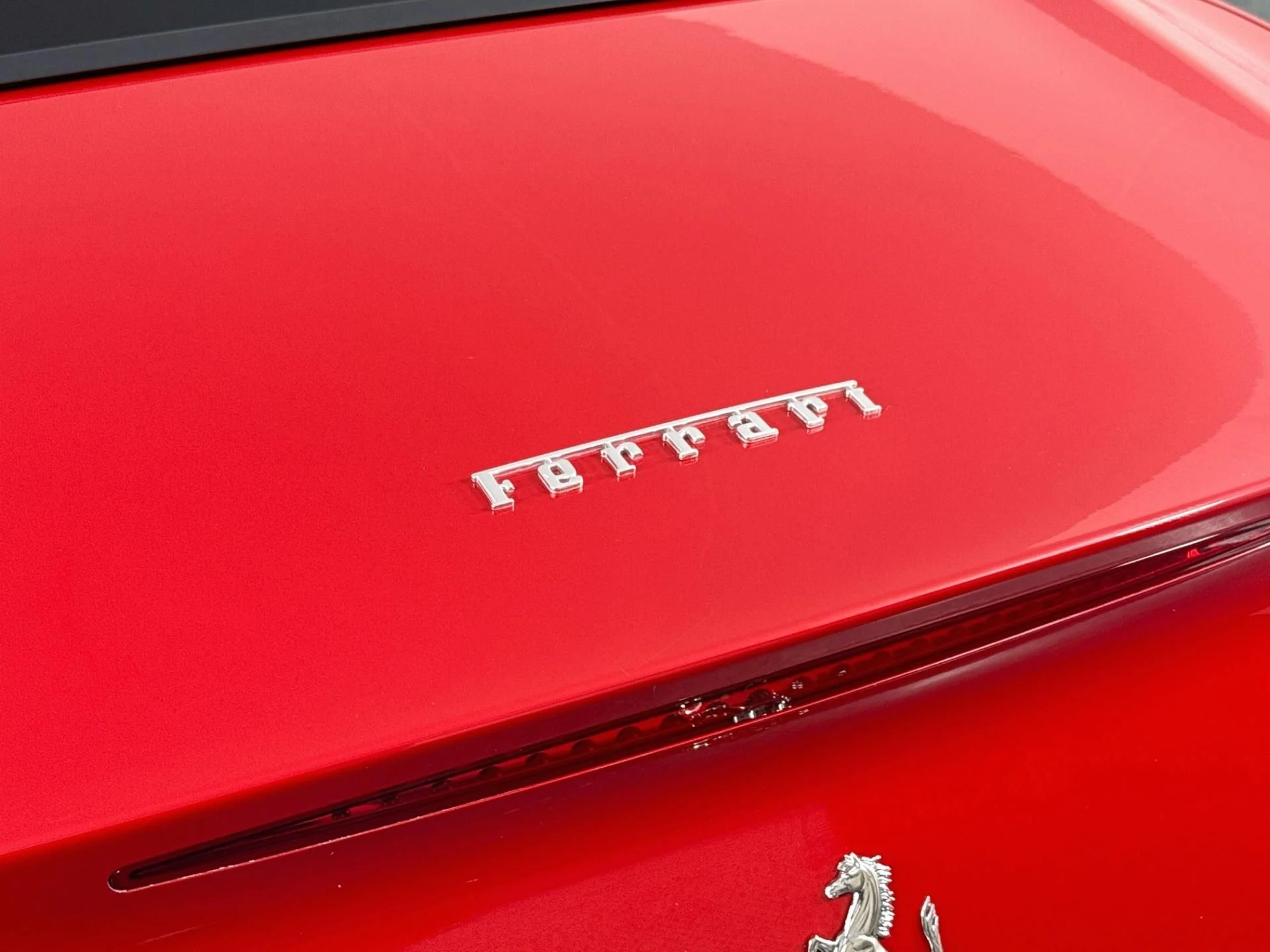 mph053_573275118_Used_2010_Ferrari_California_1790360499_96d63f586e