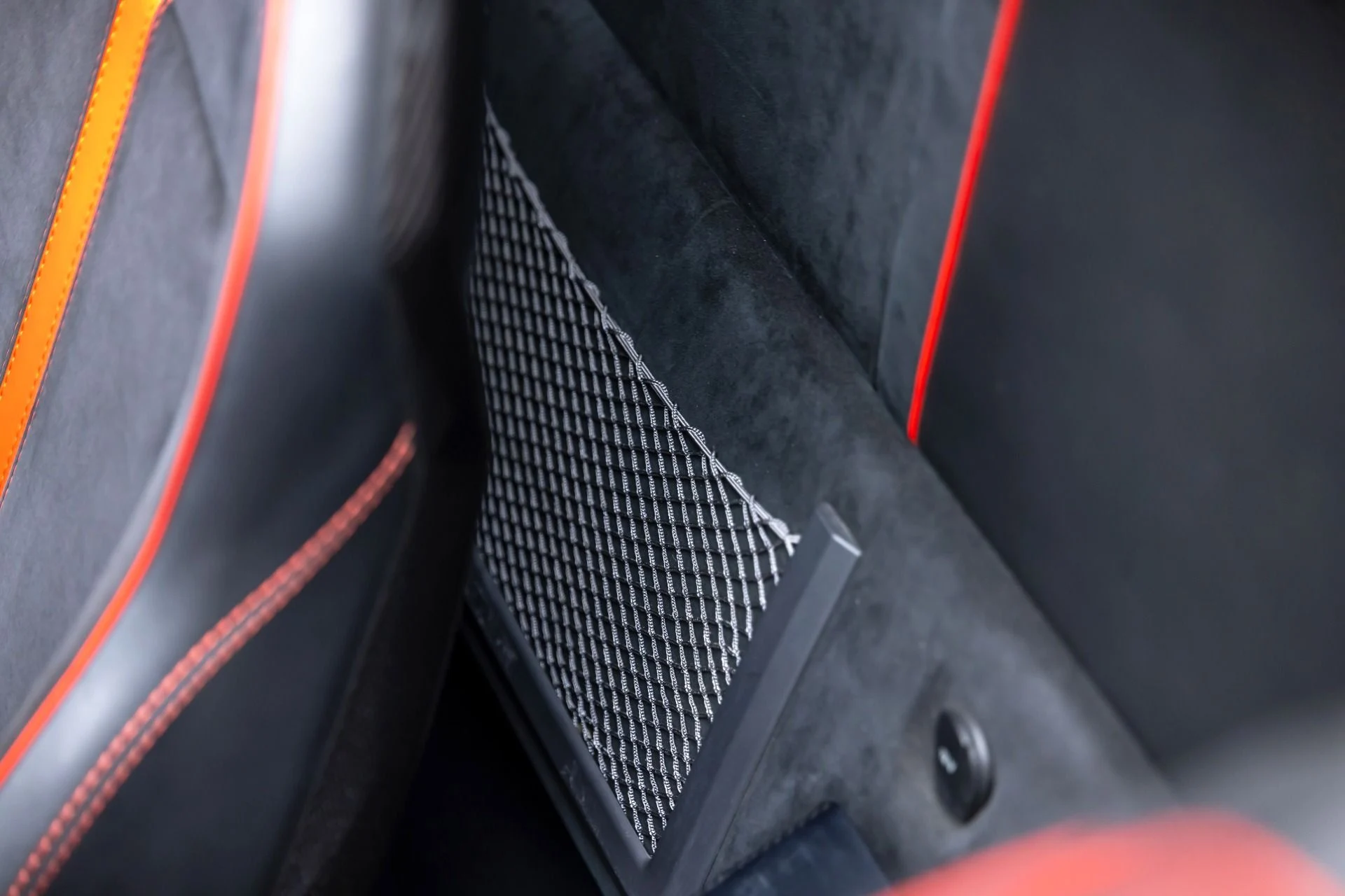 mph053_588732547_7478_p54_l_4cd79bc3e2